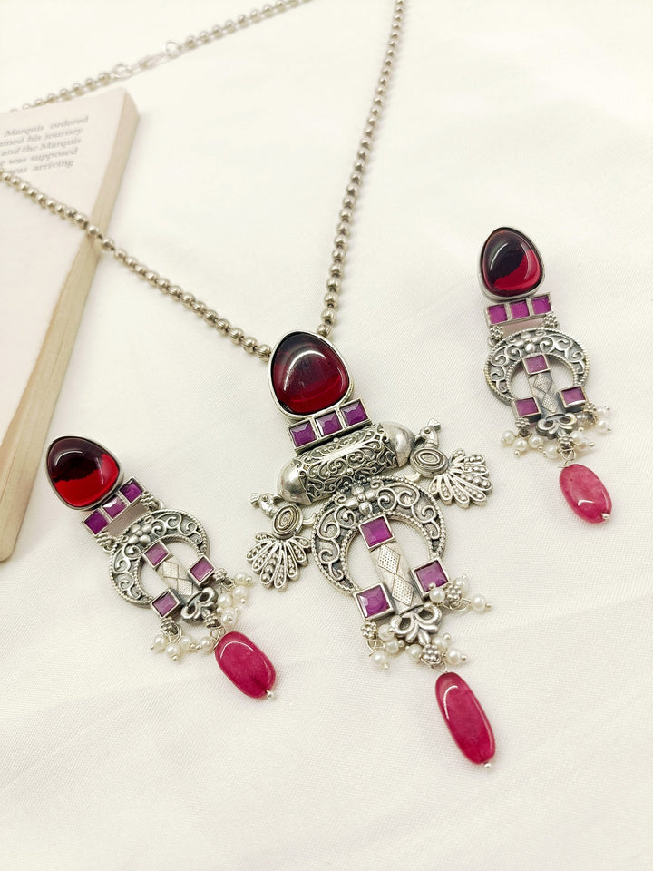 Urmi Maroon Oxidized Pendant Set