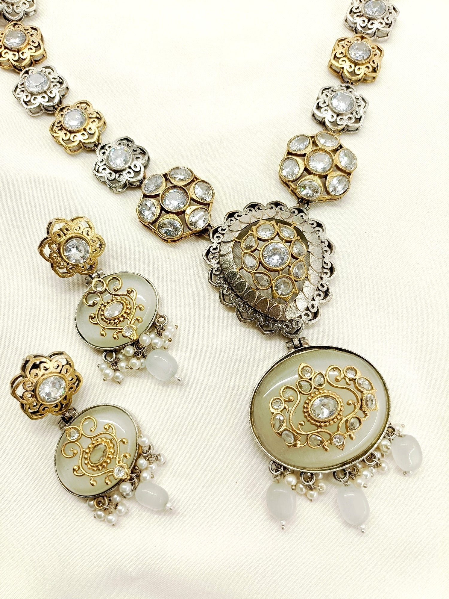 Arabesque Grey Long Oxidized Necklace Set - qivii