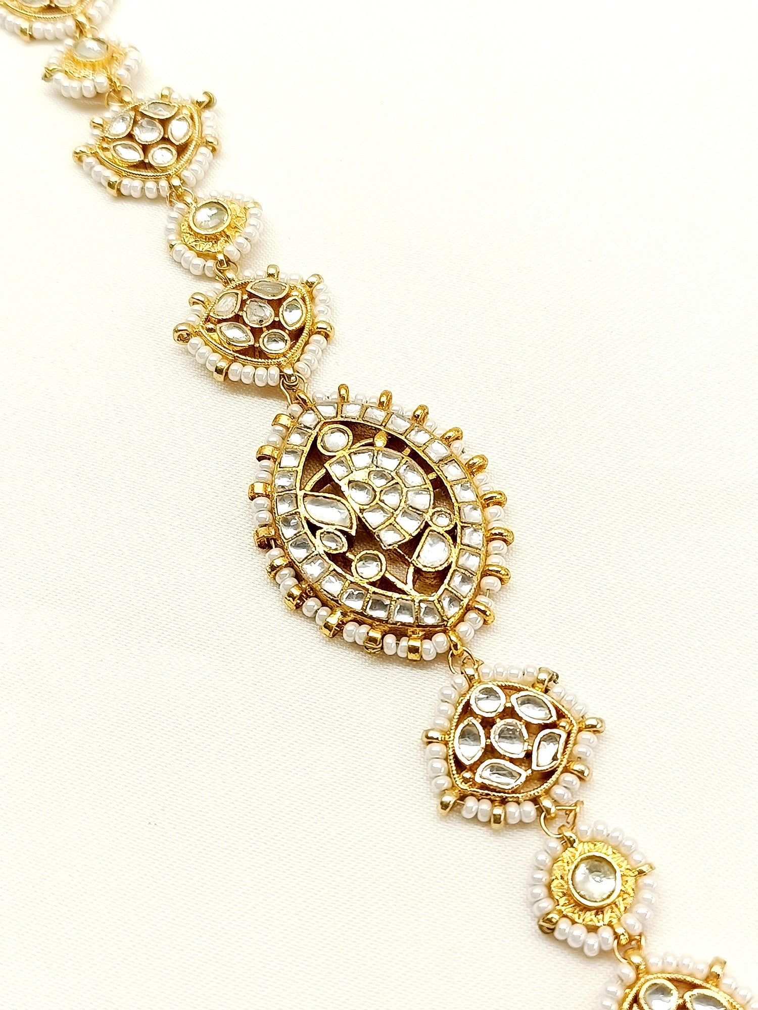 Oslo White Kundan Sheeshpatti