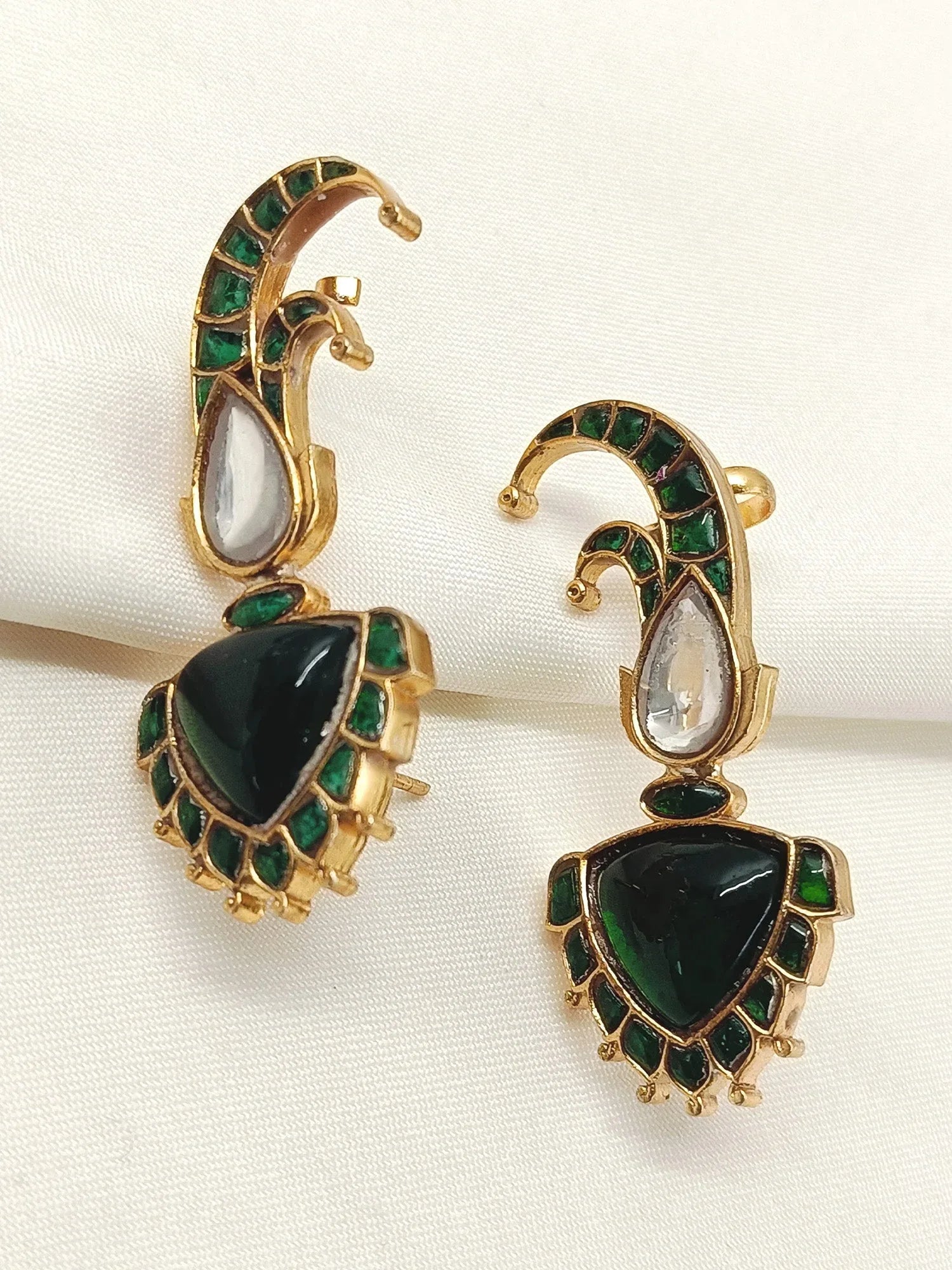 Nikki Green Kundan Earcuff