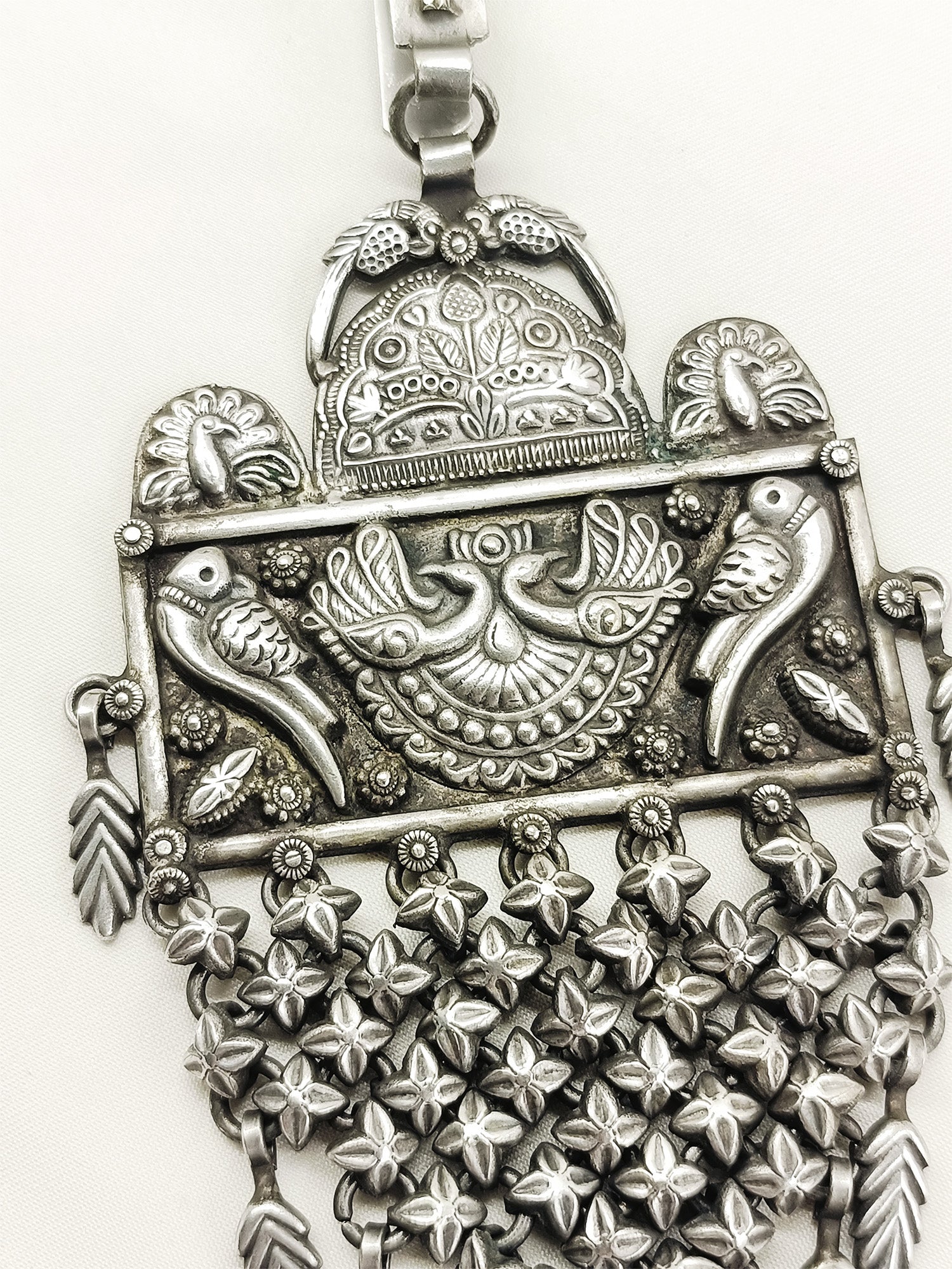 Sharvani Plain Oxidized Key Ring