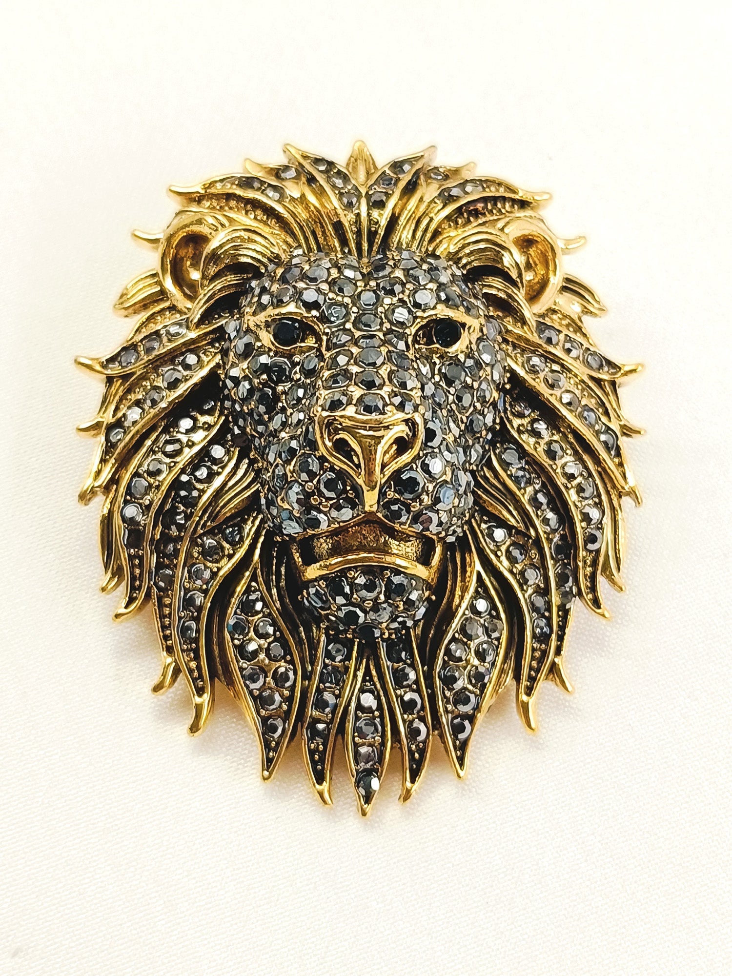 Samar Golden Lion Men's Brooch