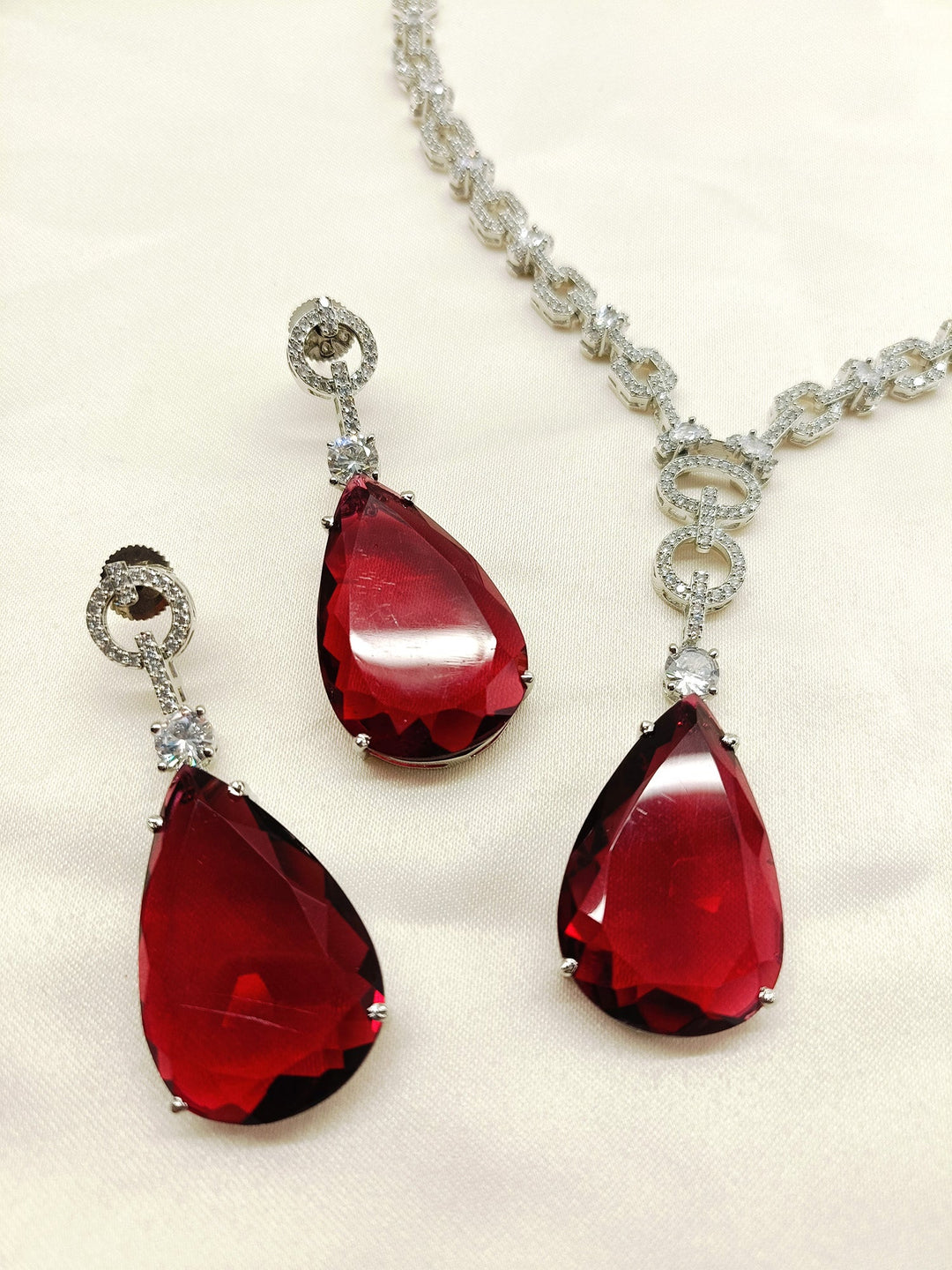 Parvati Maroon American Diamond Set