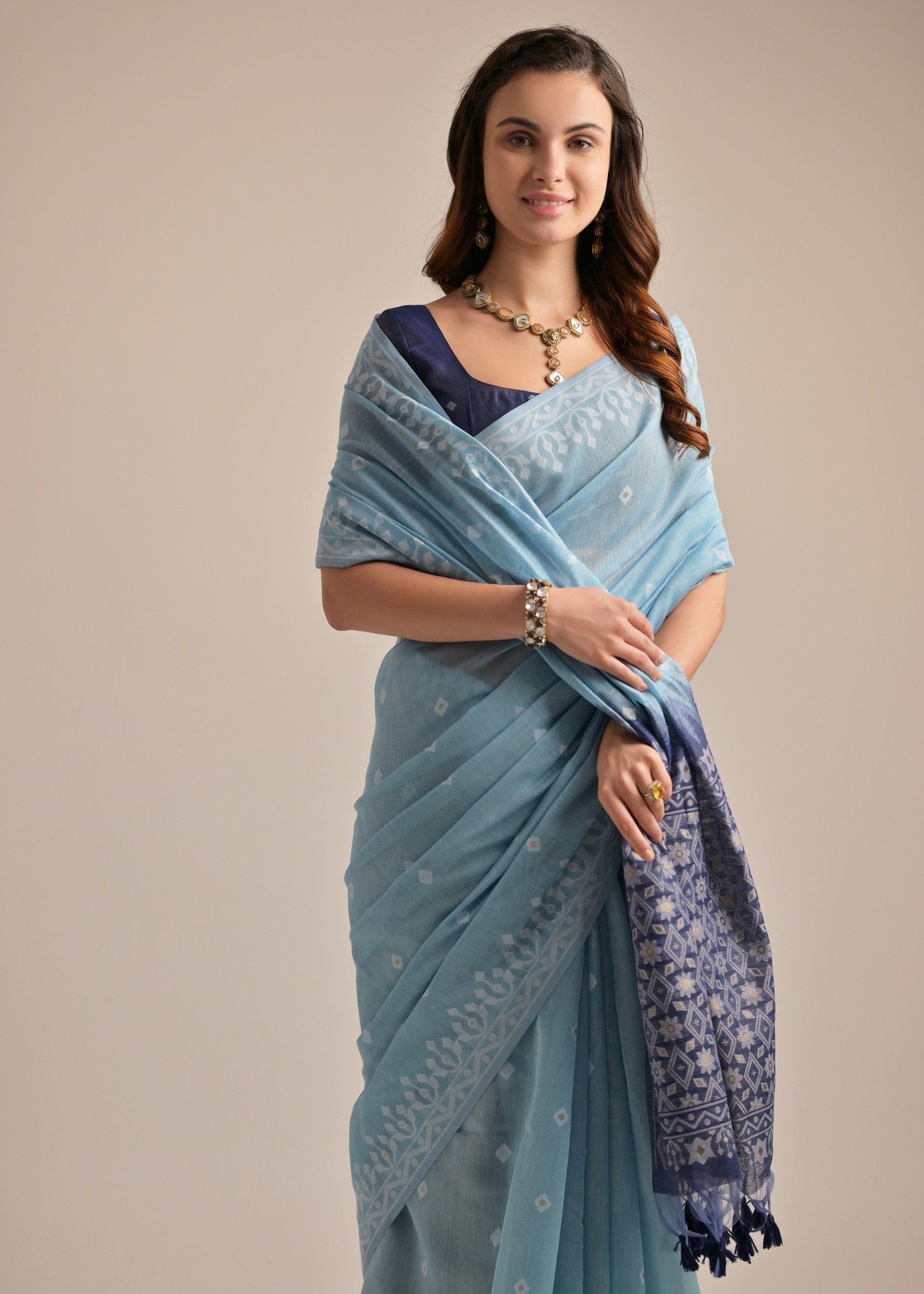 Firozi Thread Butti Lakhnawi Weaves Muga Cotton Saree With Contrast Pallu - qivii