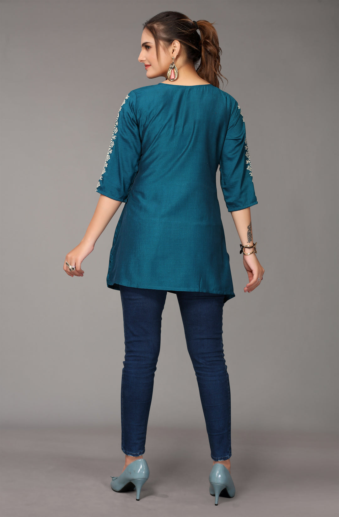 TEAL BLUE VISCOSE RAYON WESTERN SHORT TOP - BY QIVII