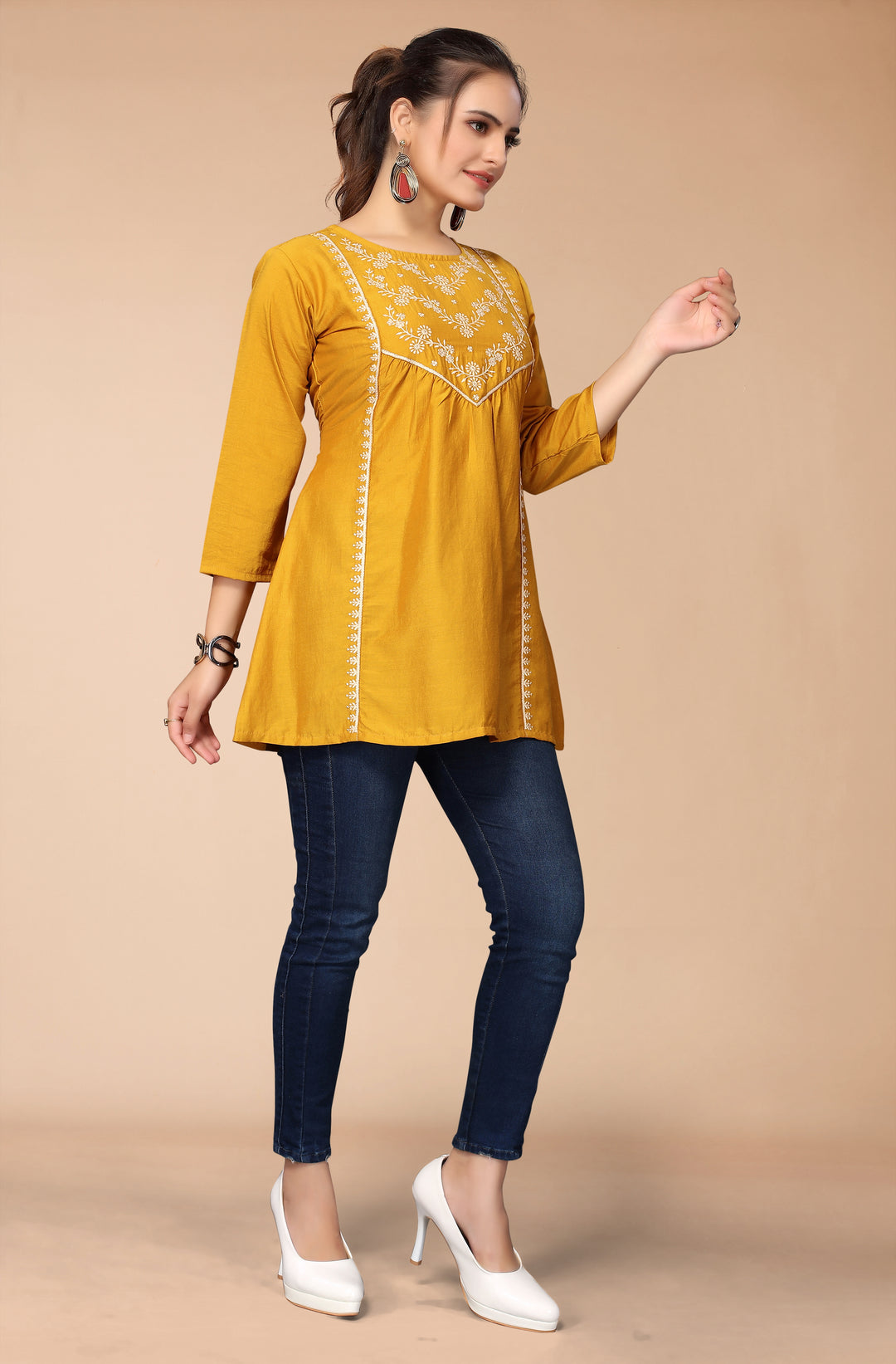 MUSTARD YELLOW VISCOSE RAYON WESTERN SHORT TOP - BY QIVII