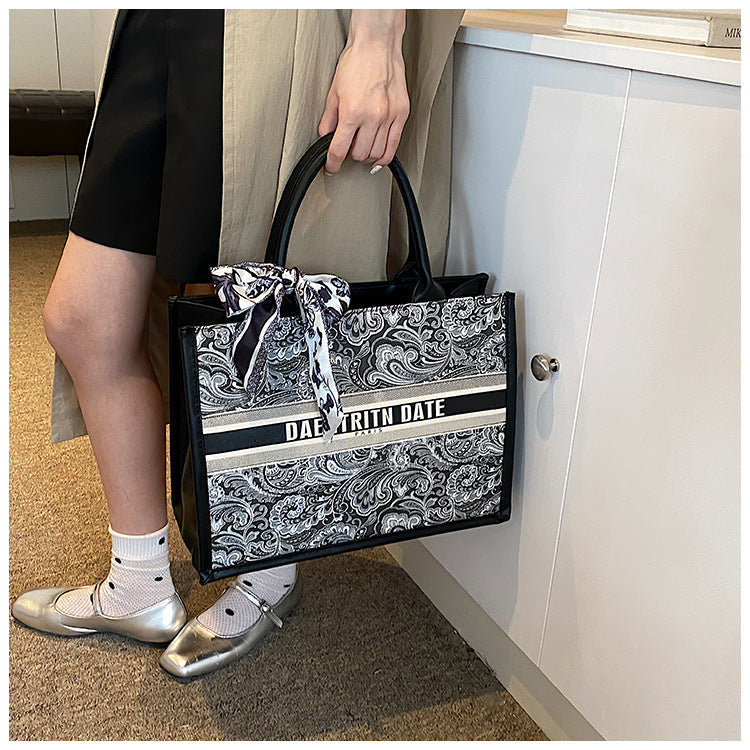 Women's Embroidered Commuter Tote Bag – Versatile Premium Shoulder Bag for Daily Errands, Shopping & Stylish Outings