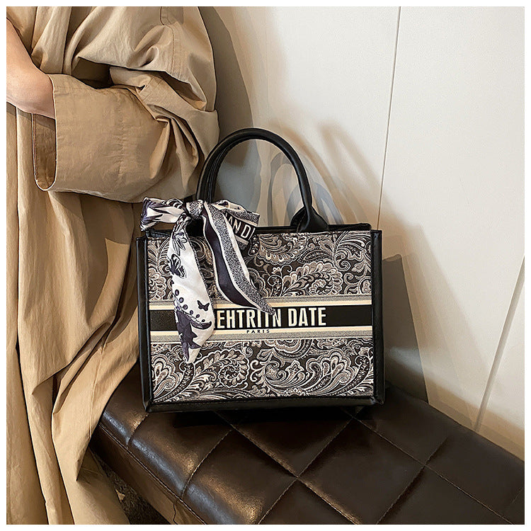 Women's Embroidered Commuter Tote Bag – Versatile Premium Shoulder Bag for Daily Errands, Shopping & Stylish Outings