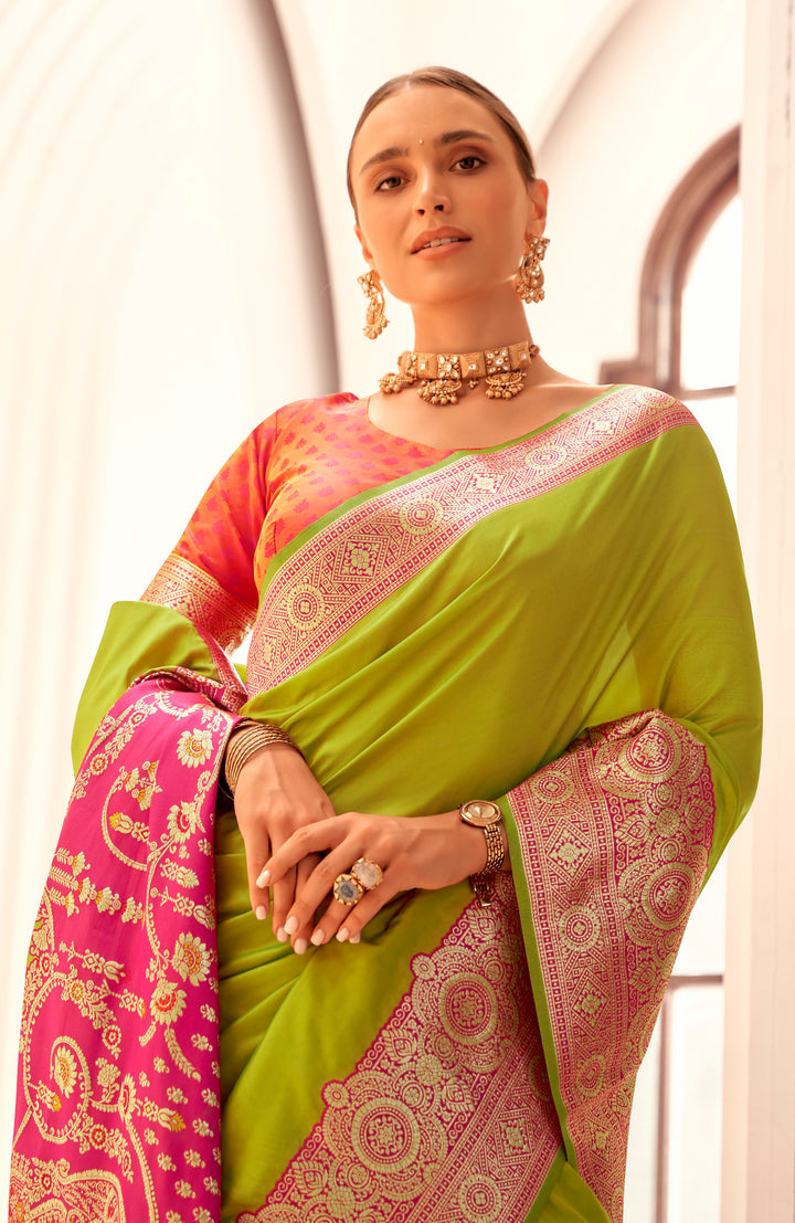 Green Soft Silk With Beautiful Contrast Big Border Weaving Saree