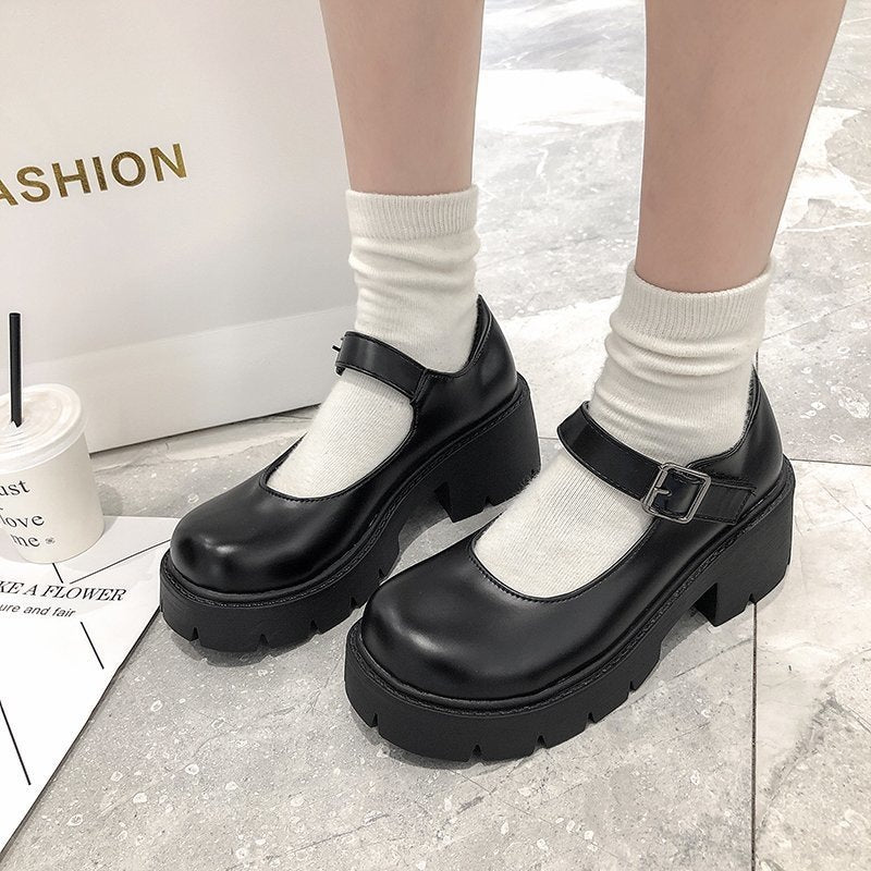 Women’s Plus Size Mary Jane Platform Pumps — Retro Chunky Heel Shoes for JK Fashion & Comfort Fit