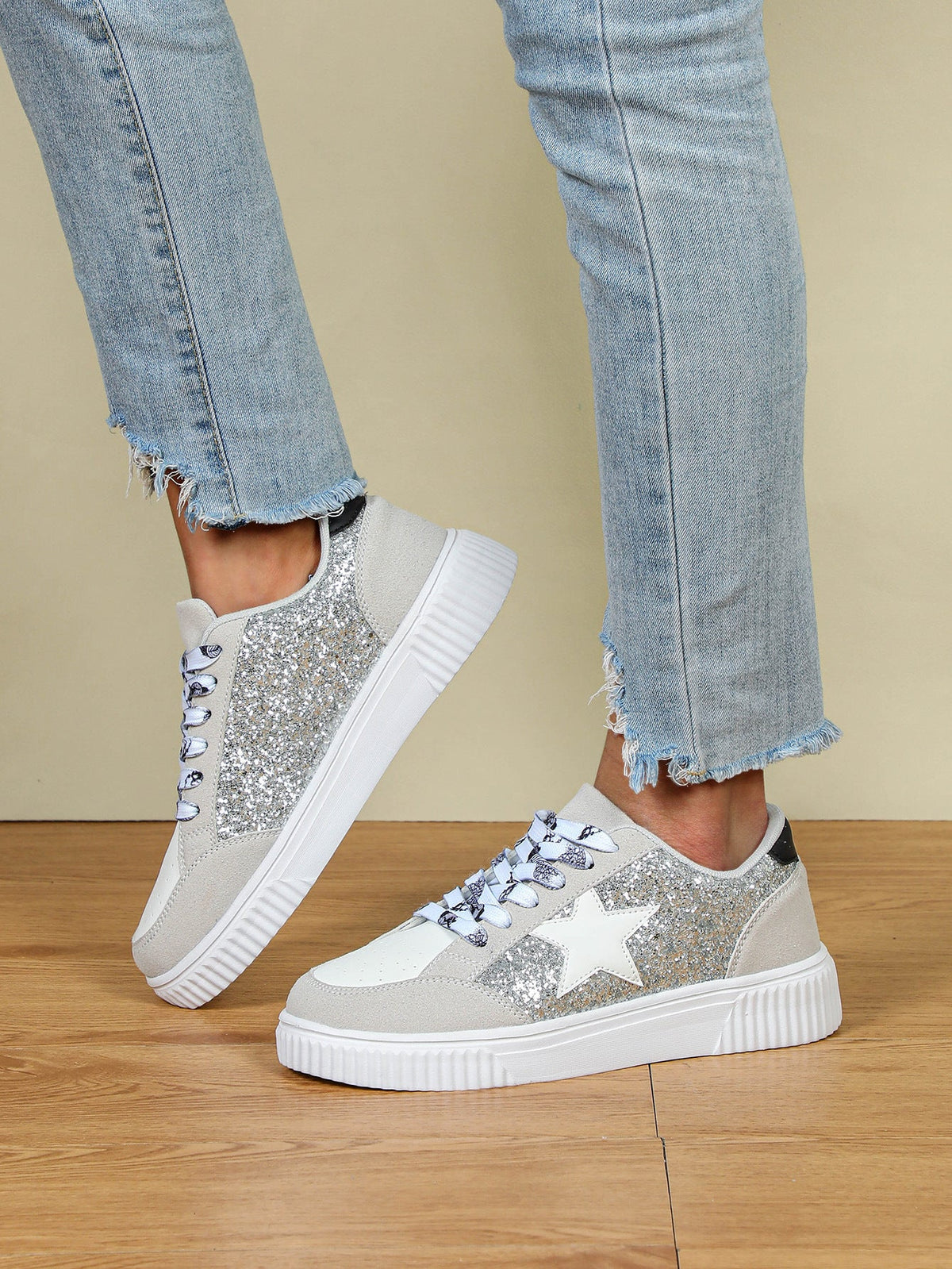 Women's Plus Size Trendy Sequins Skate Shoes - Soft Cushioned Lace-Up Casual Sneakers for Unisex Couples, Outdoor & School Streetwear
