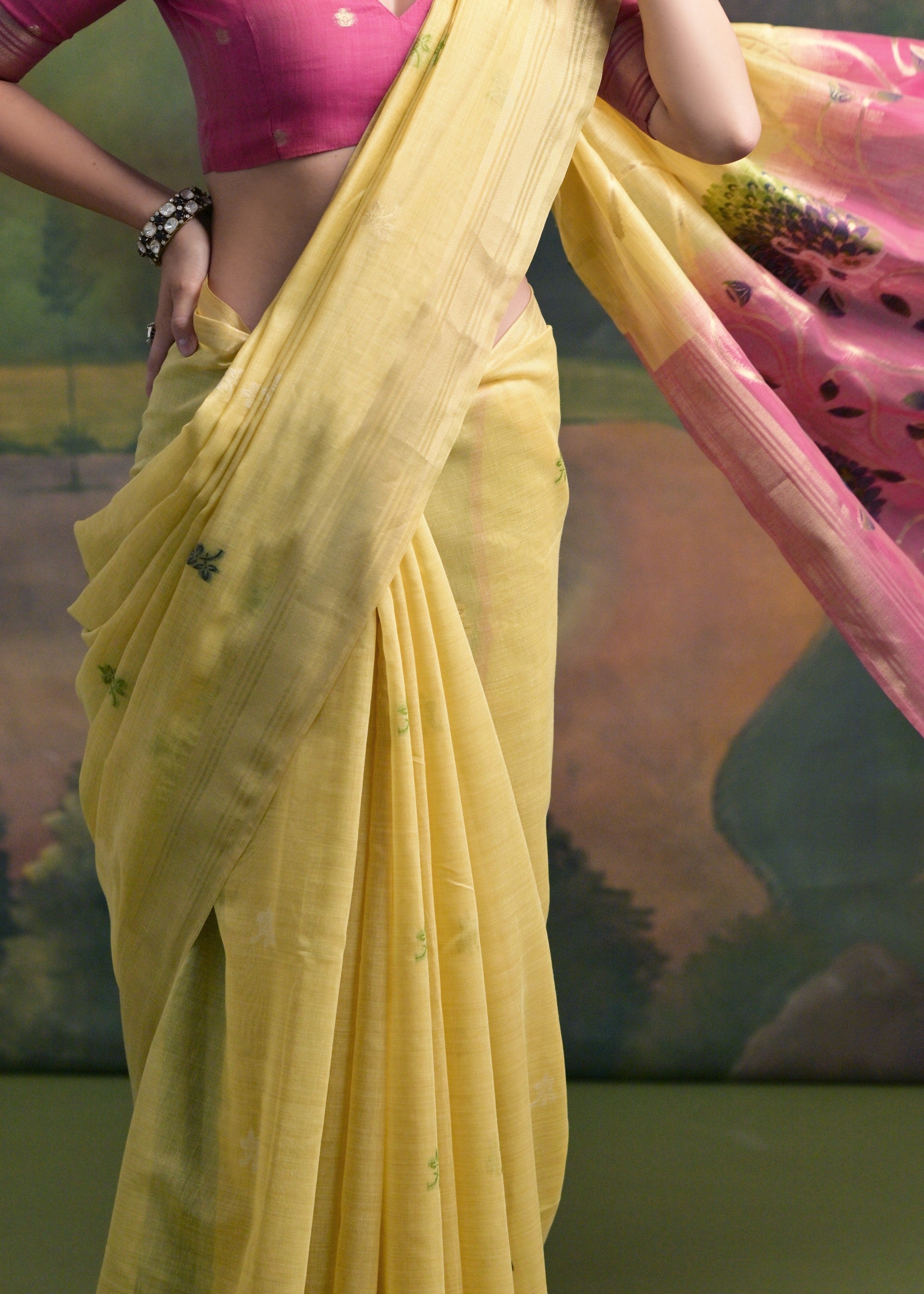 Lemon Yellow Thread Woven Cotton Saree With Contrast Blouse And Pallu - qivii