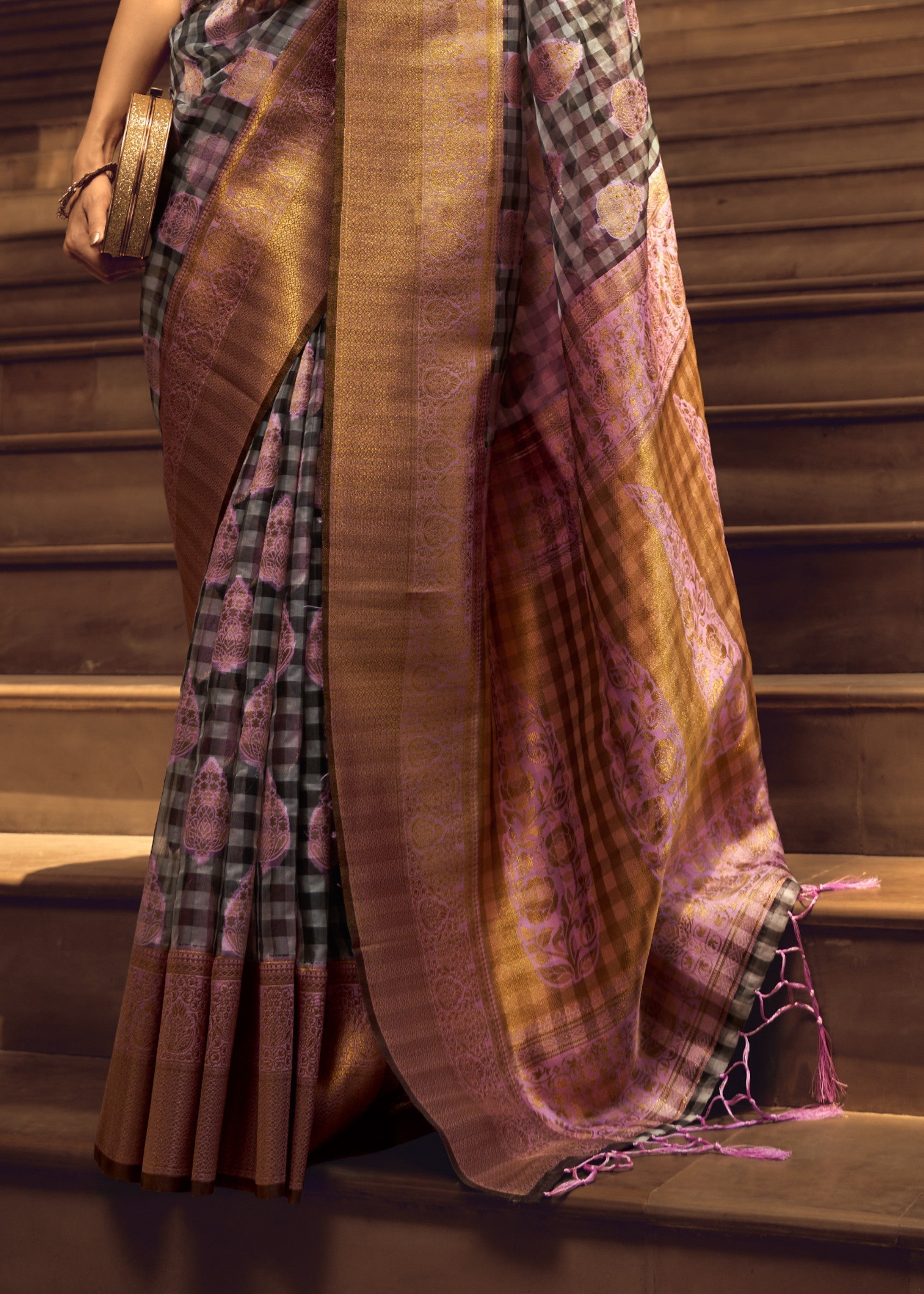 Purple Check Handloom Weaving Silk Saree - qivii