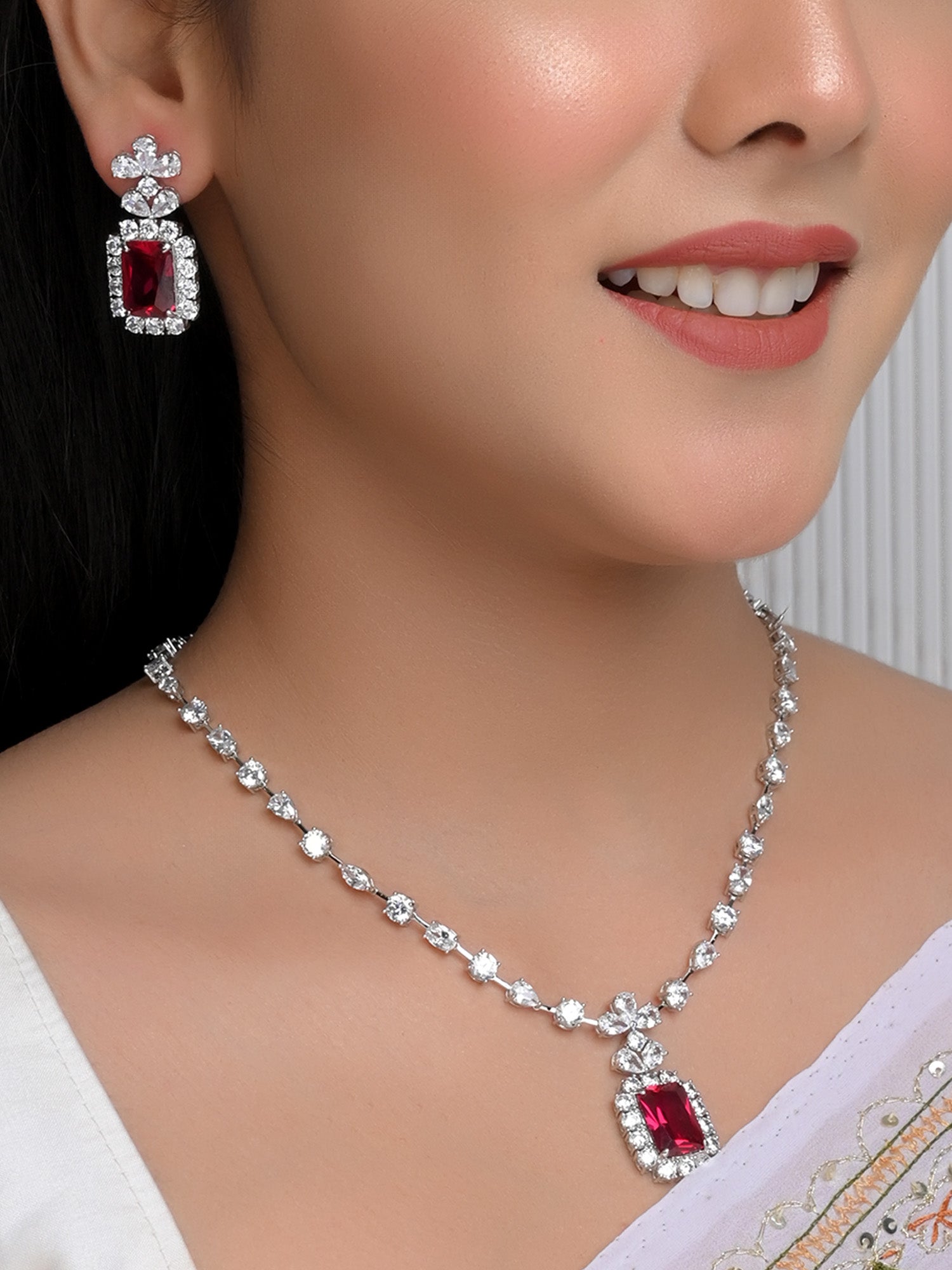 Iksha Majenta American Diamond Set - qivii