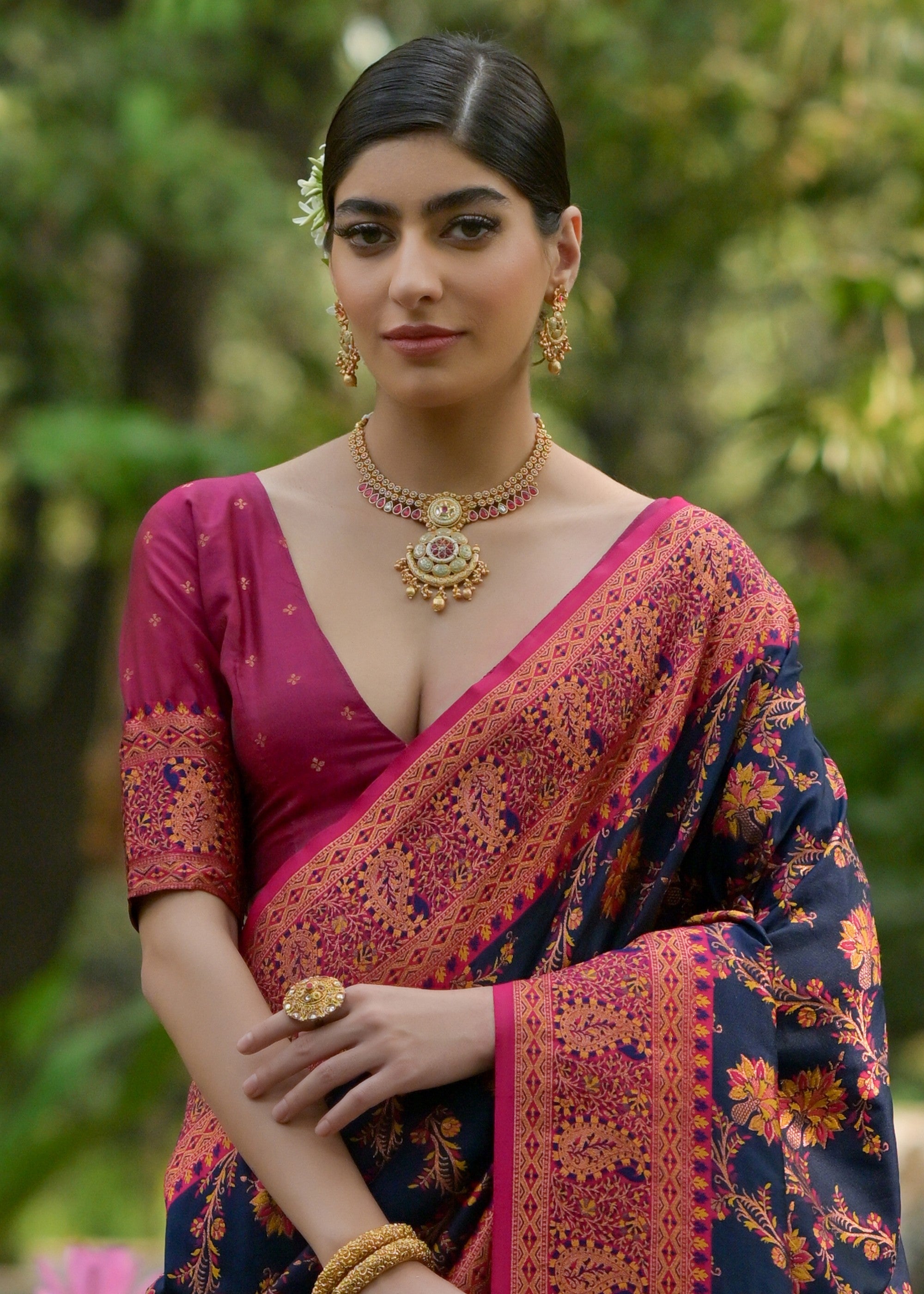 Navy Blue Thread Woven Pashmina Silk Saree With Heavy Thread Woven Pallu - qivii