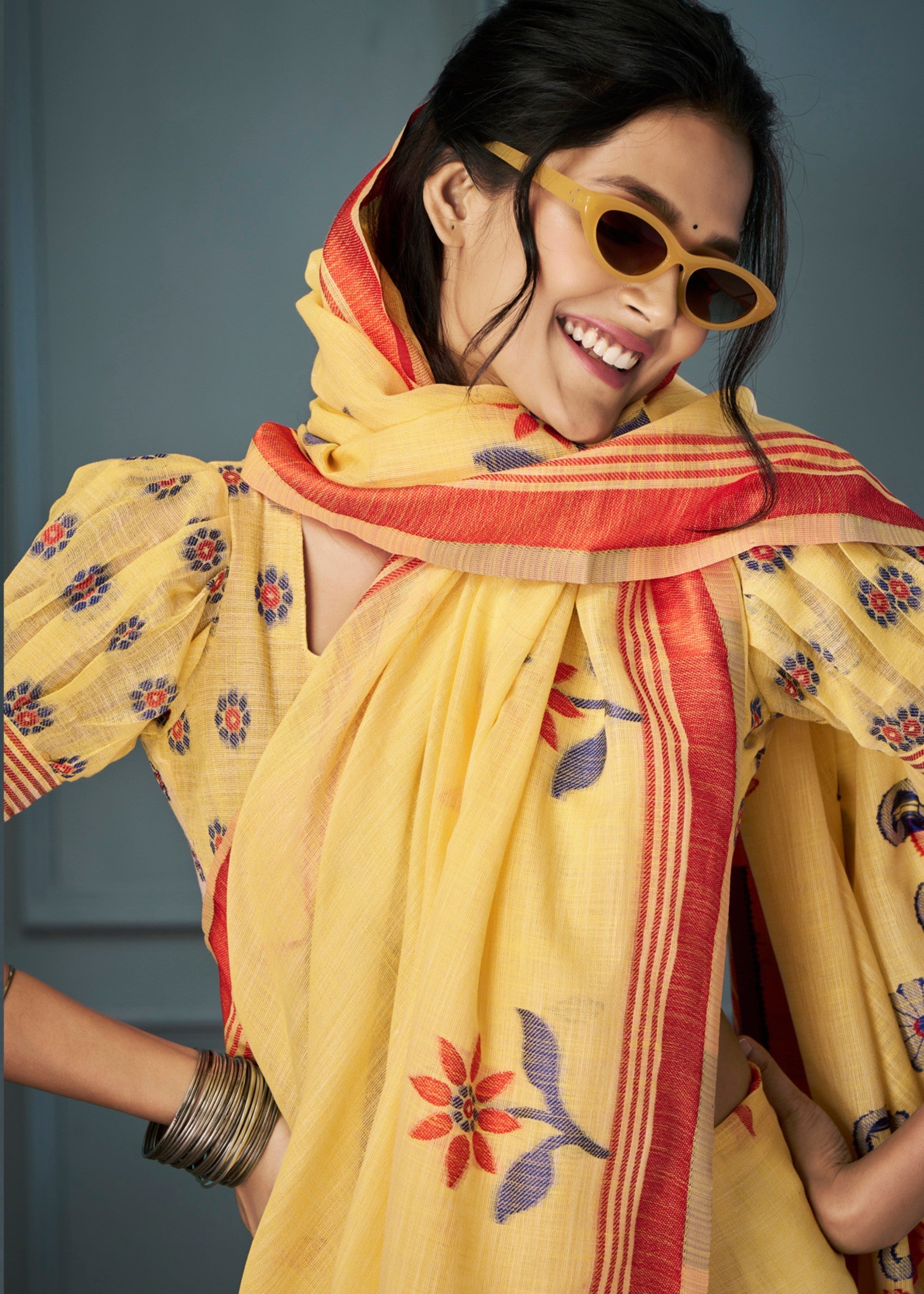 Bright Yellow Handloom Linen Silk Saree with Beautiful Weaving - qivii