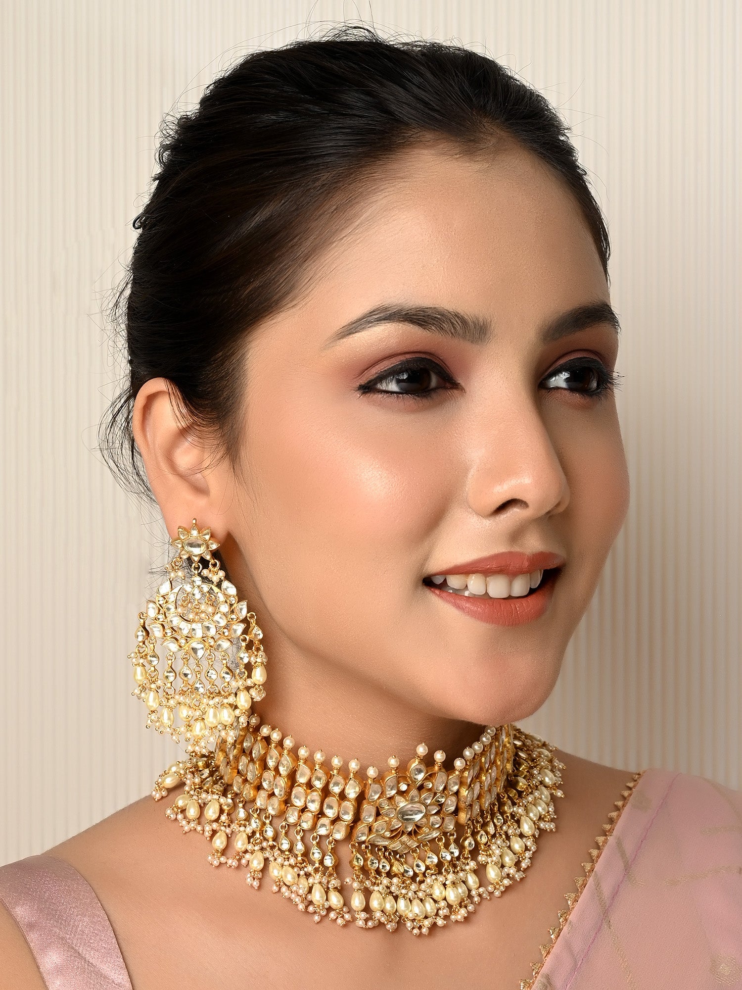 Dawn White Paachi Kundan Choker Set - qivii