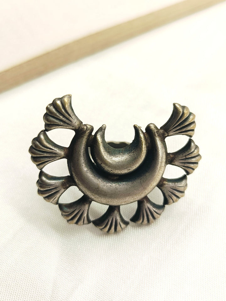 Ziniya Plain Oxidized Finger Ring