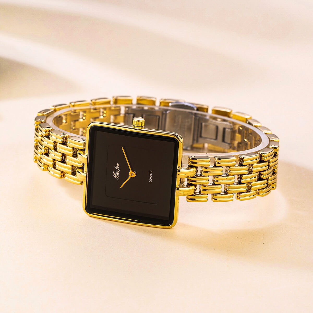 Miss Fox Vintage Watch  - By Qivii