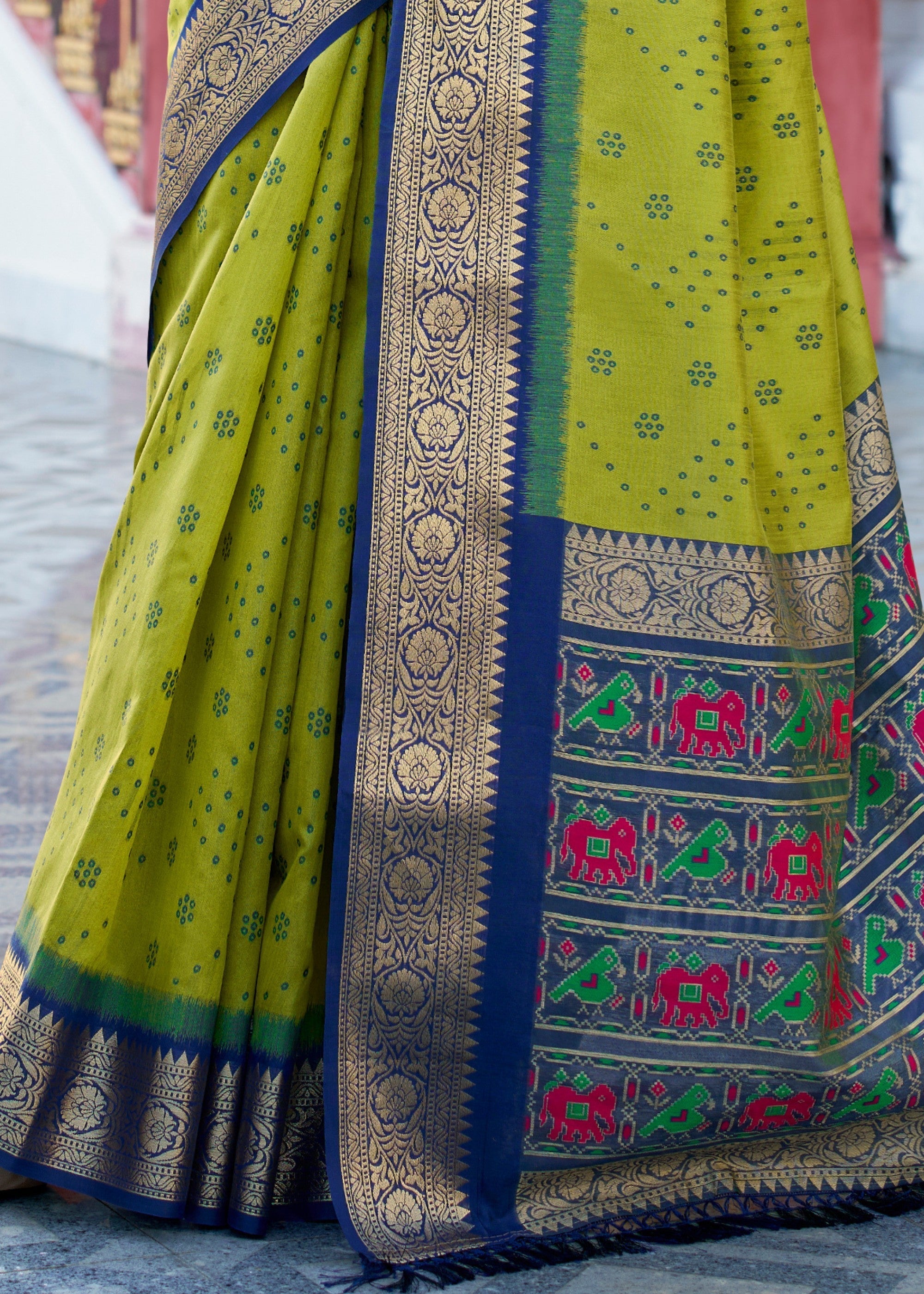 Pear Green Tusser Handloom Silk Saree With Zari Weaving Border & Patola Weaved Pallu - qivii