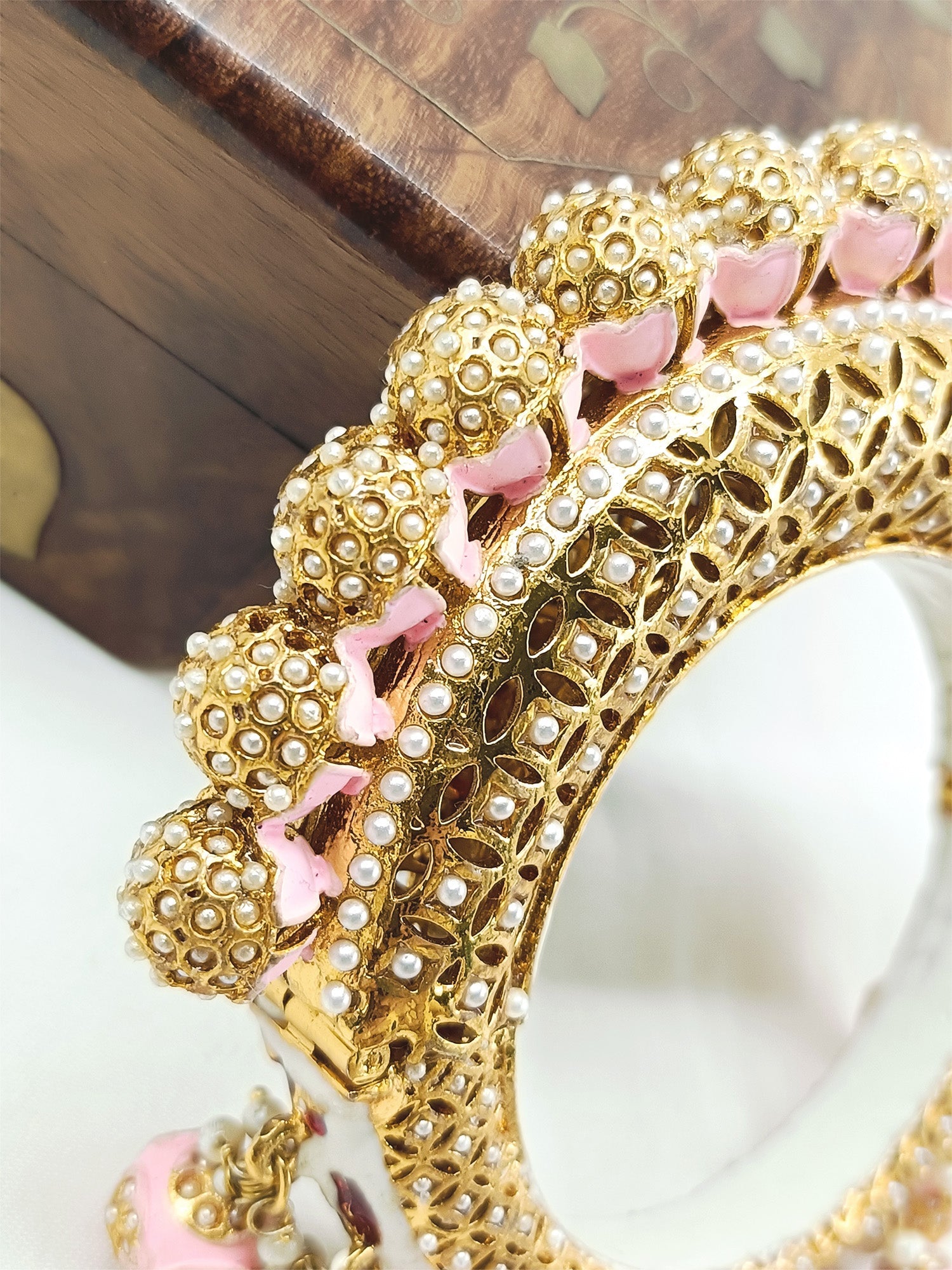 Bhanumati Baby Pink Antique Kada