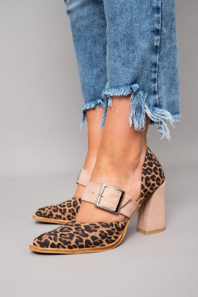 Selveta | Leren leopardsandalen met stabiele hakken  - By Qivii