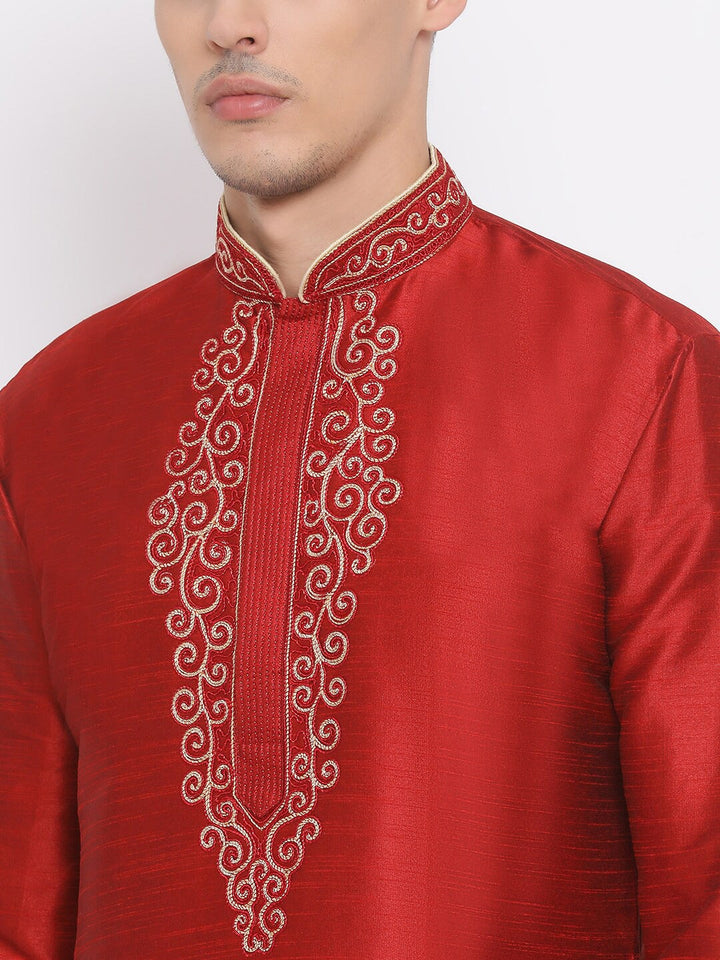 VASTRAMAY  Men's Maroon Solid Kurta With Pyjama Set