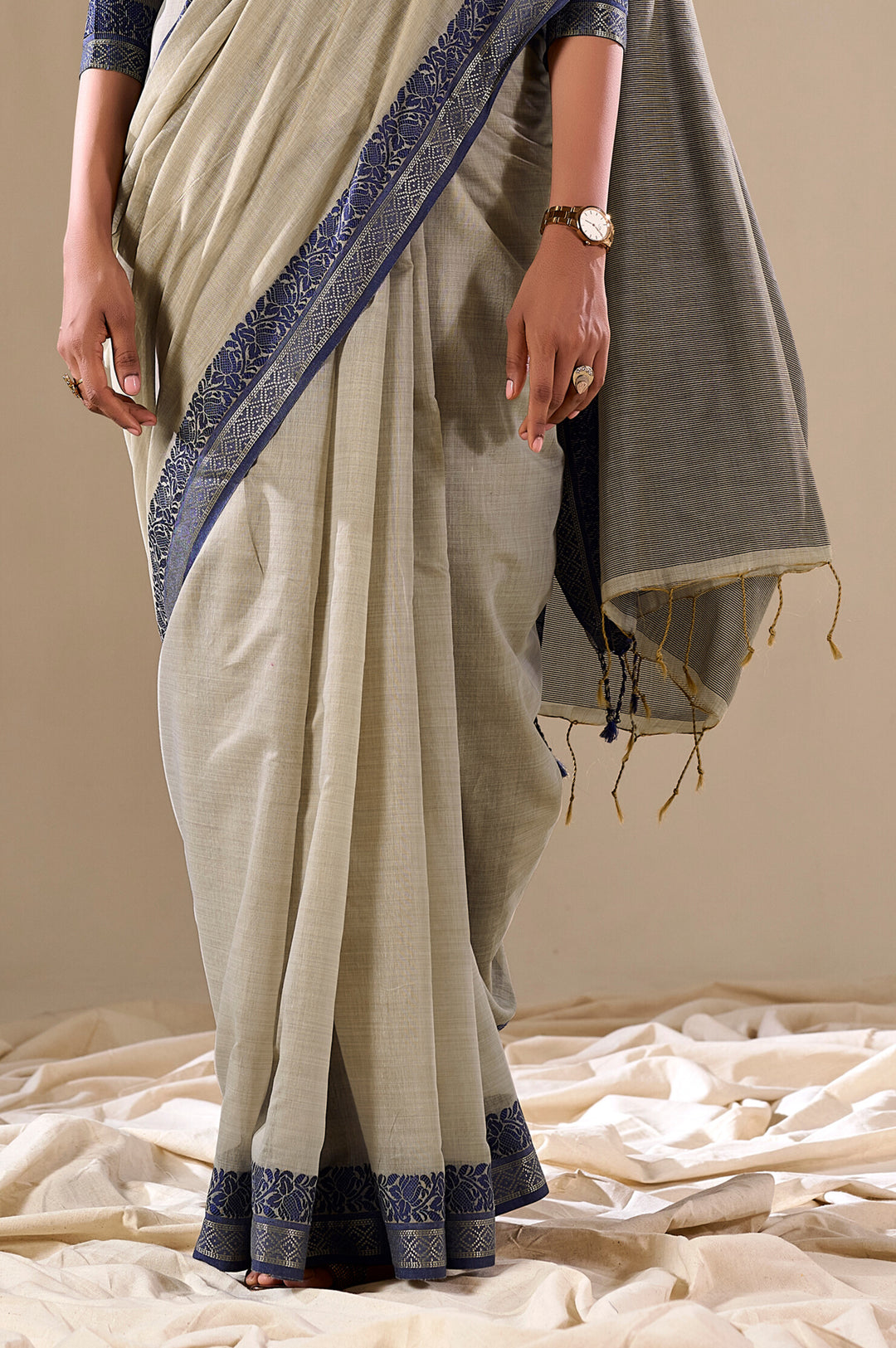 DARK GREY COLOR SILK HANDLOOM COTTON SAREE