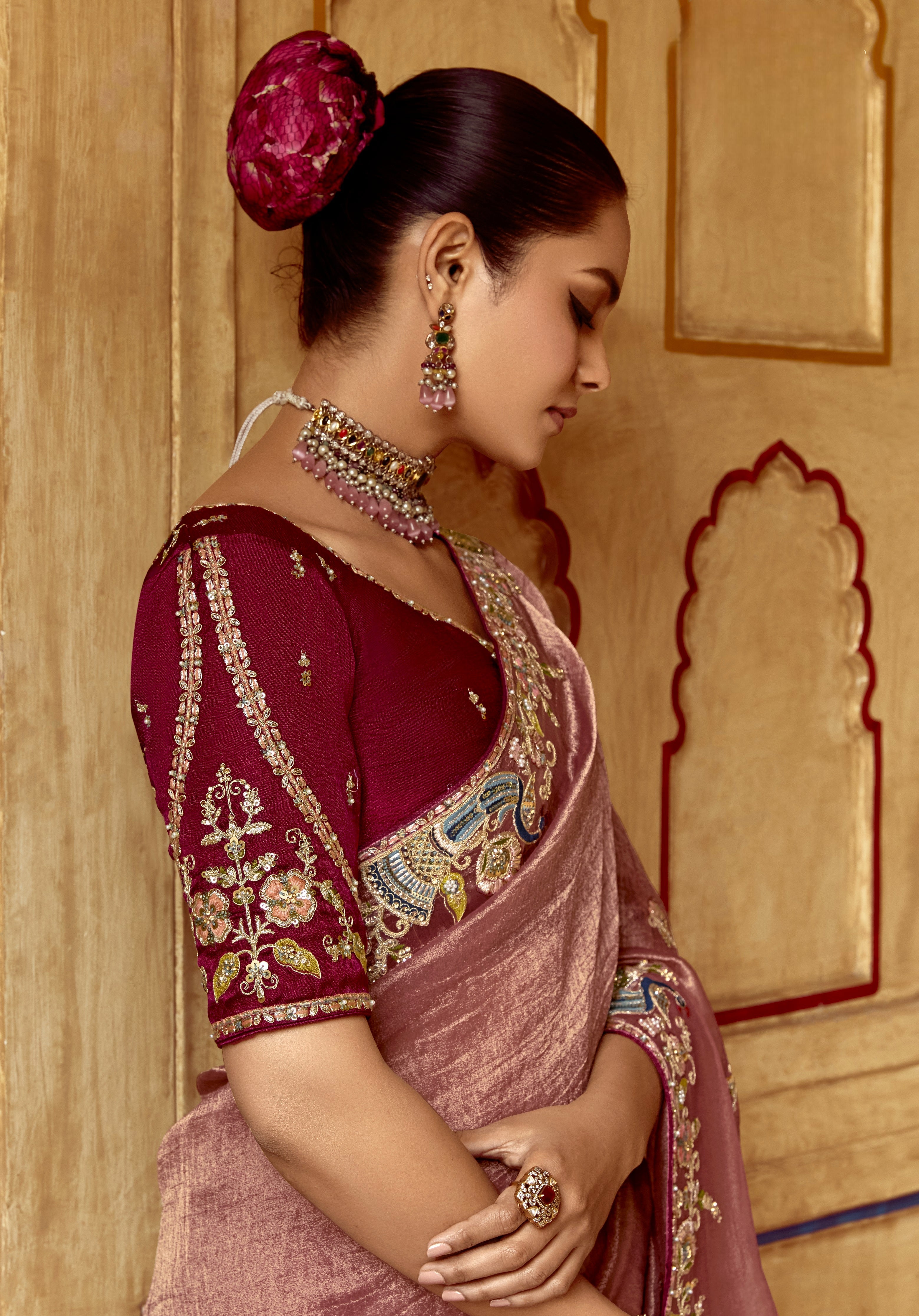 Lite Pink Fancy Fabric Beautified With Sequins ,Dhaga ,Thread Embroidered Work Saree - qivii