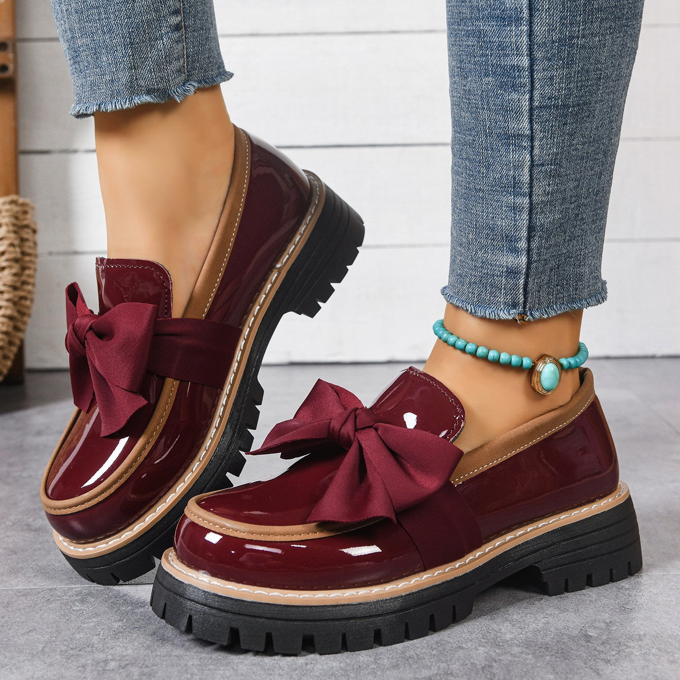Women’s Bowline Slip-On Loafers – Contrast Stitch Flat Shoes (US 5–10.5)