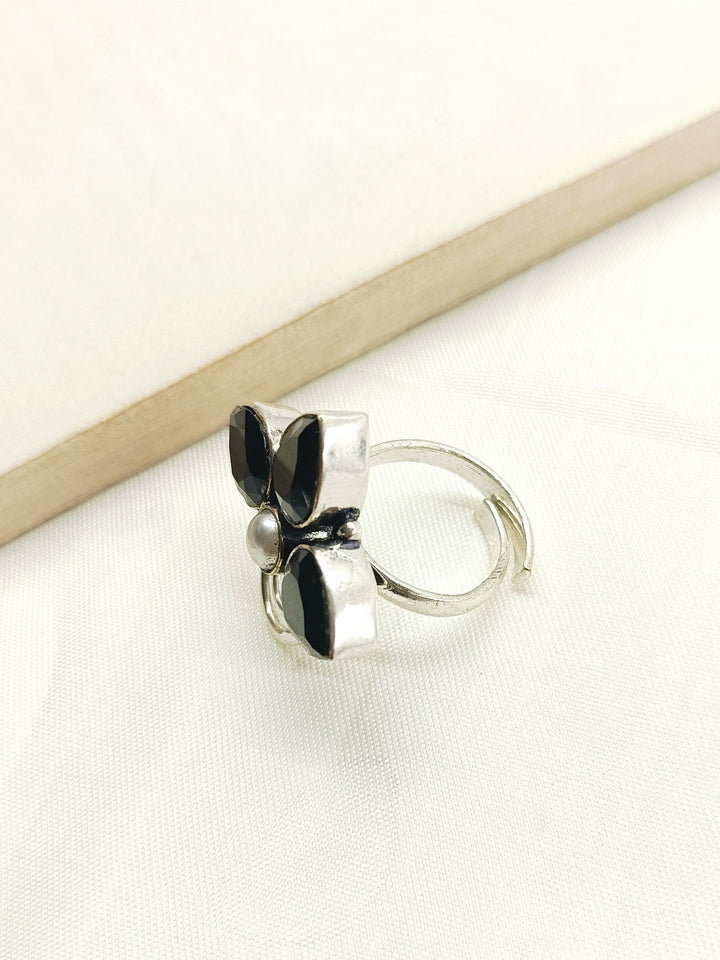 Taaz Black Oxidized Finger Ring