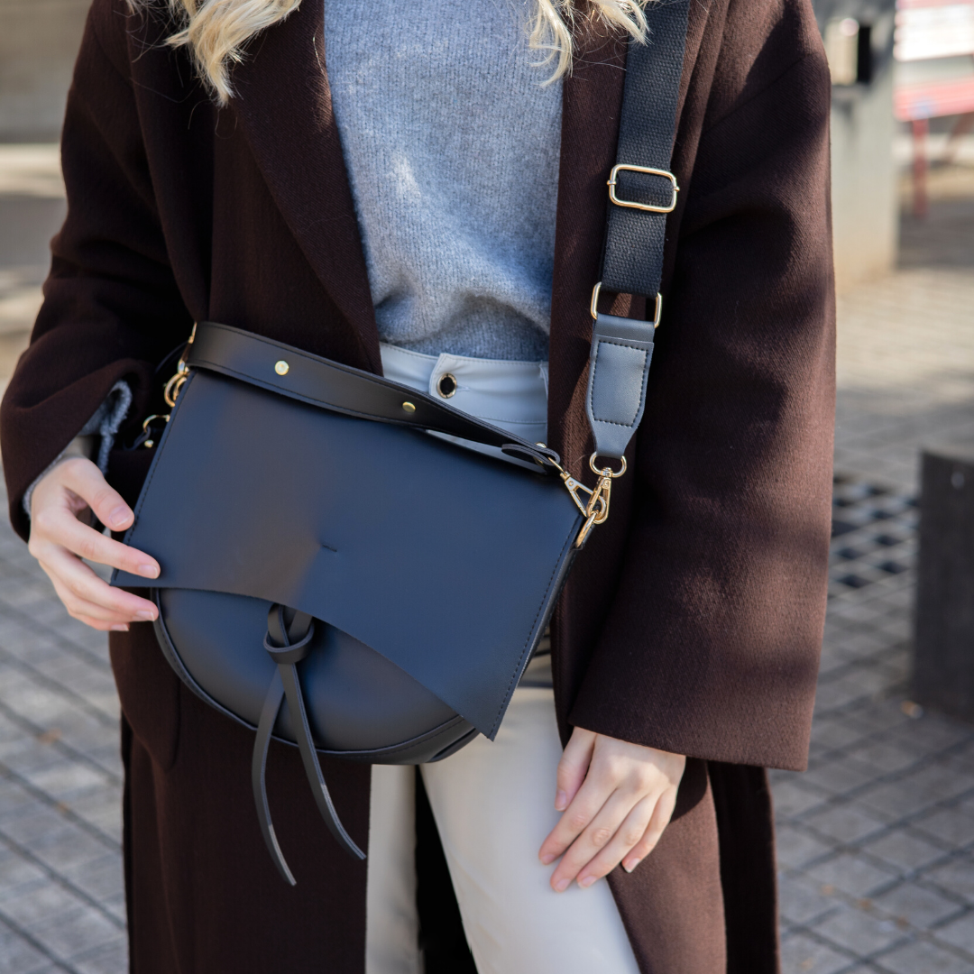 Lune | Crossbody Bag  - By Qivii