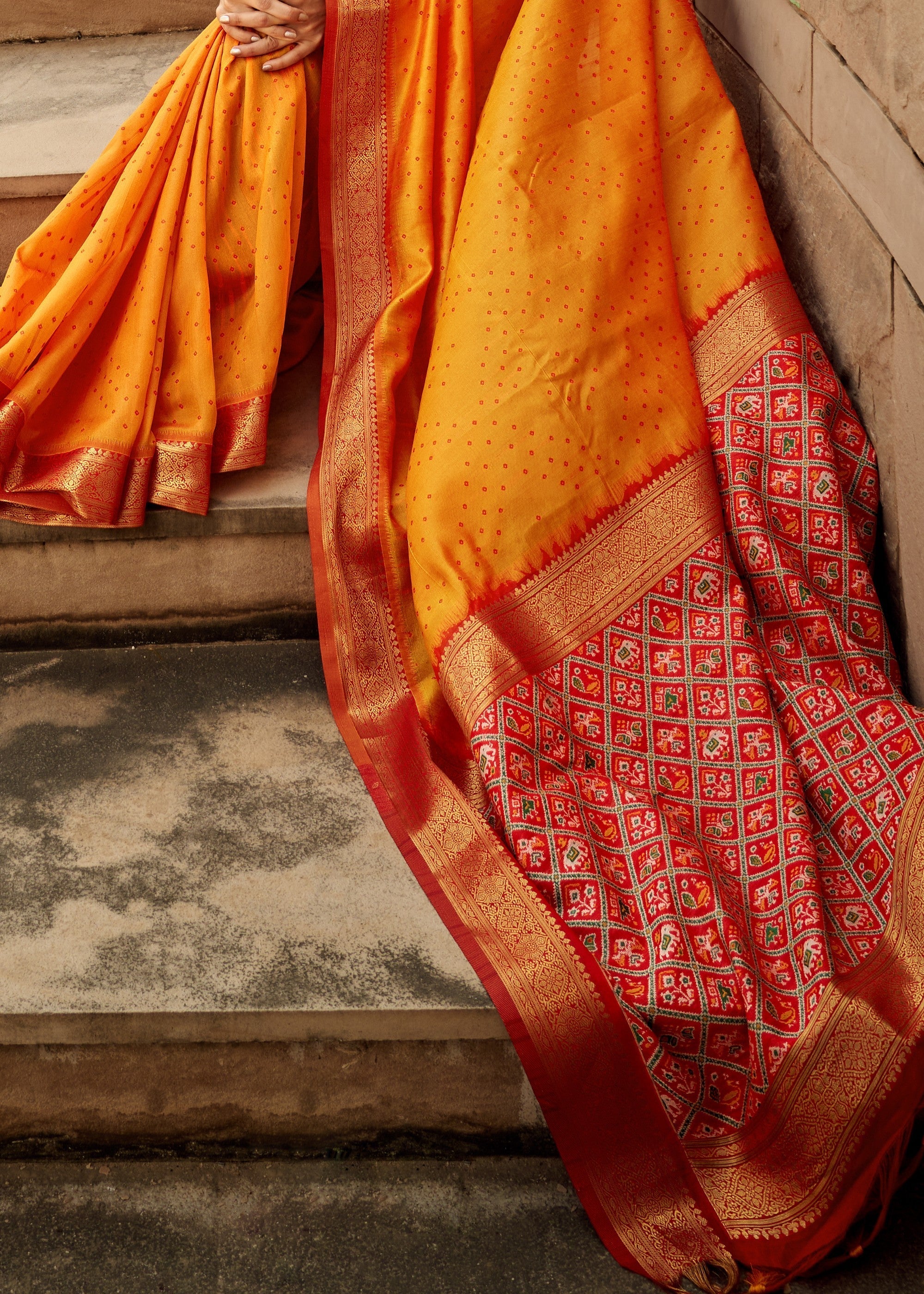 Orange Handloom Weaving Silk Saree - qivii