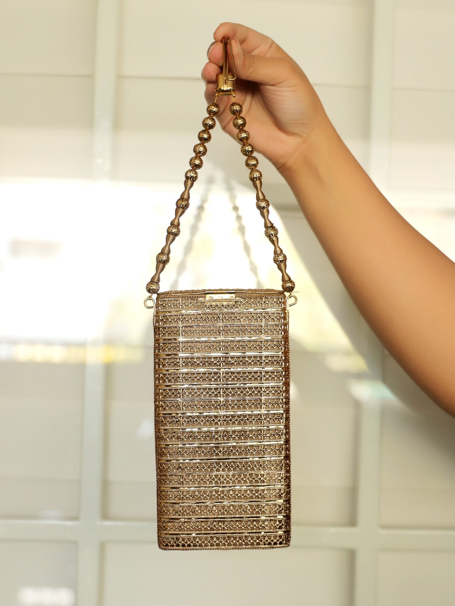 Sidra Golden Mobile Pouch - qivii