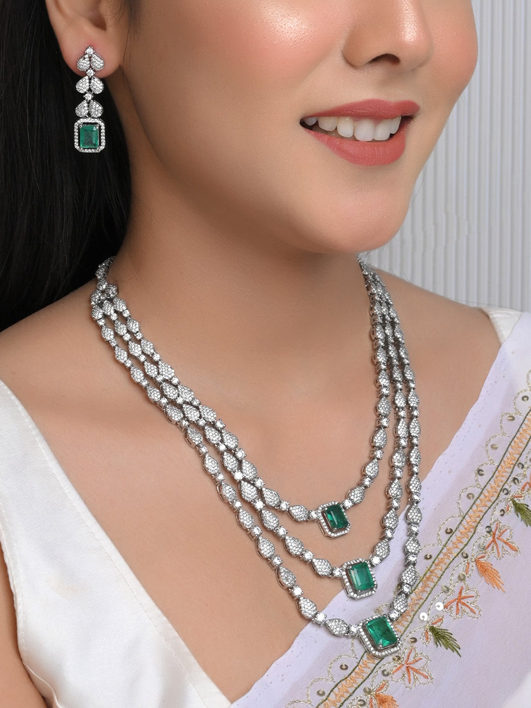 Eliza Three Layered Emerald Necklace Set