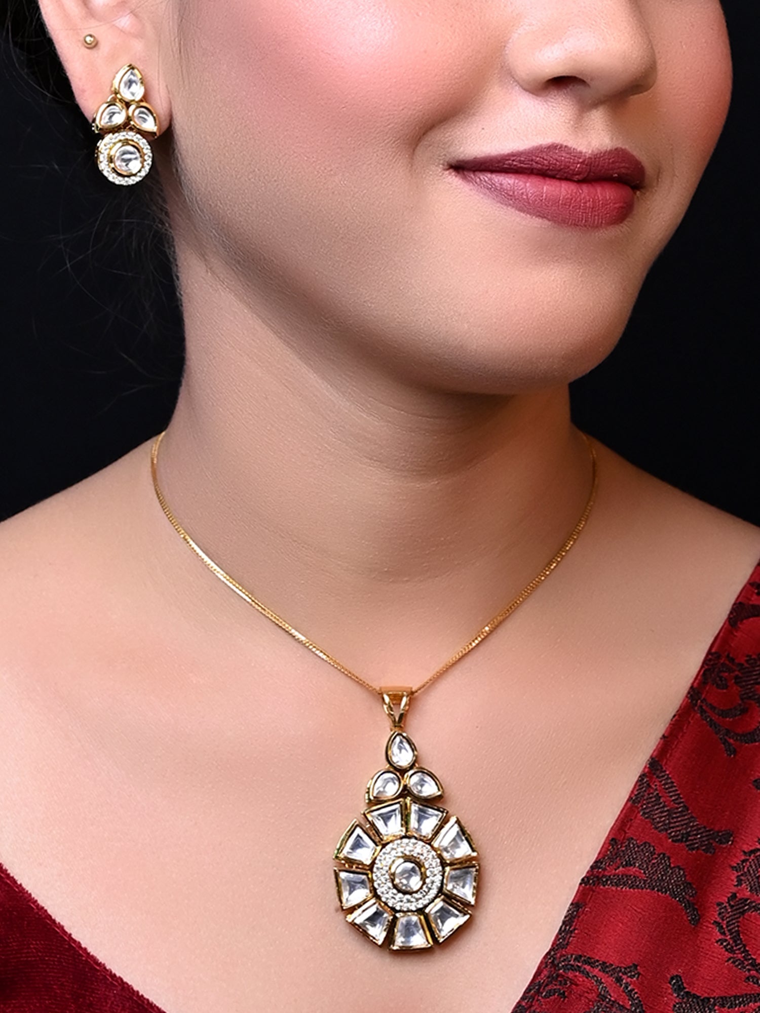 Purnima White Kundan Pendant Set - qivii