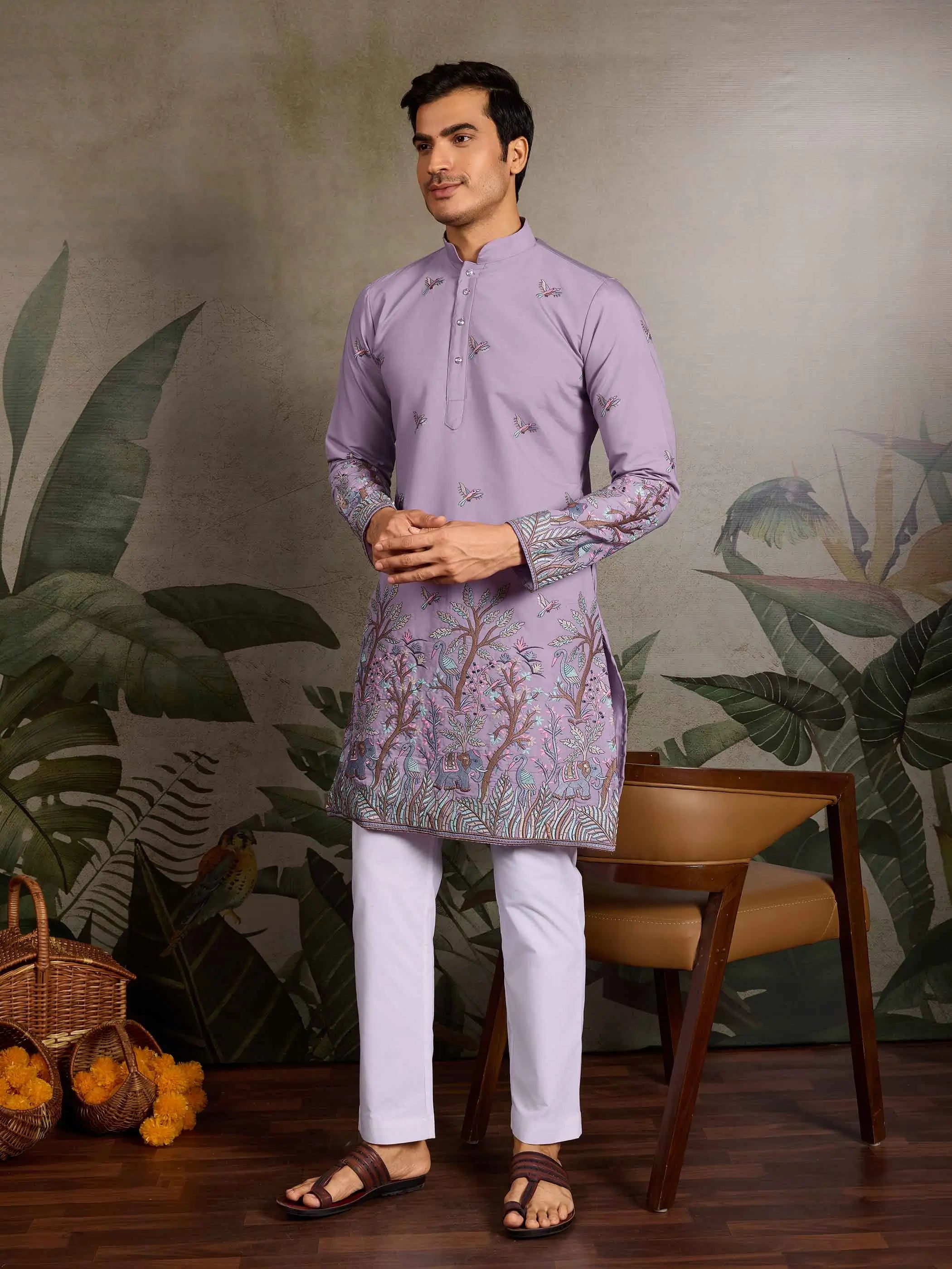 Lavender Kurta Set With Thread Embroidery Work - qivii