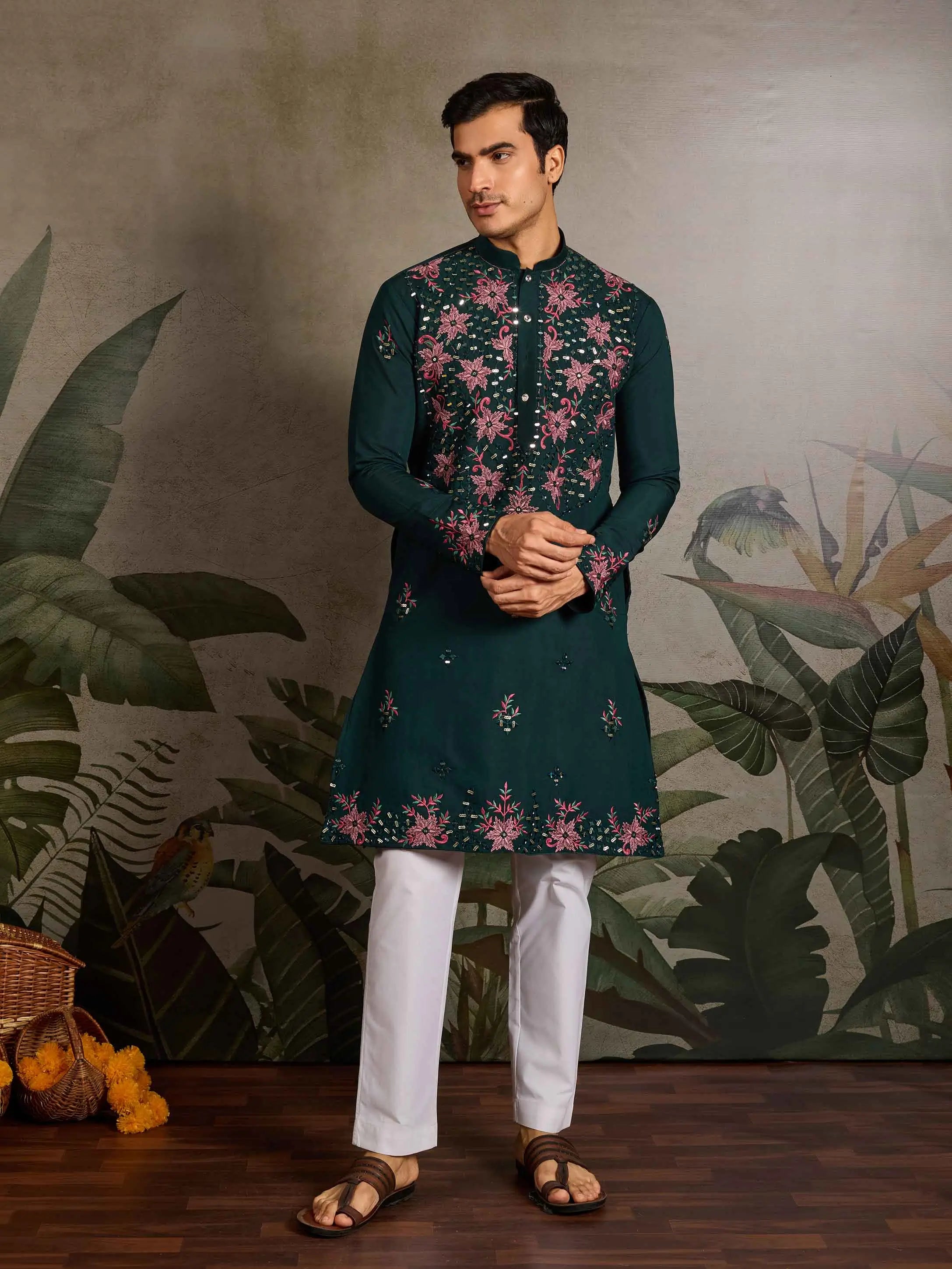 Elegant Green Kurta Set With Mirror & Sequins Embroidery - qivii