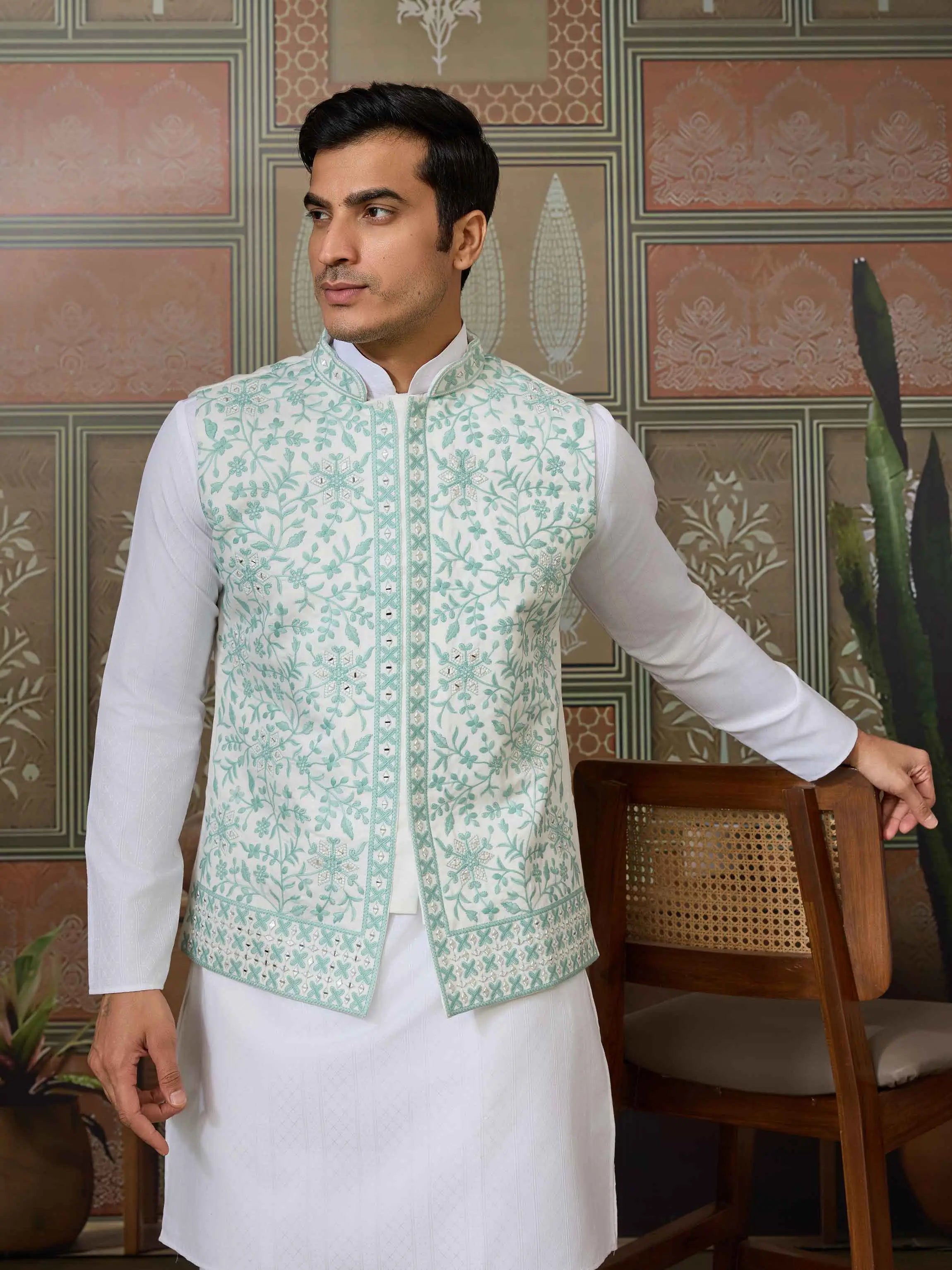 Green Silk Kurta Set With Embroidery & Mirror Work Koti - qivii