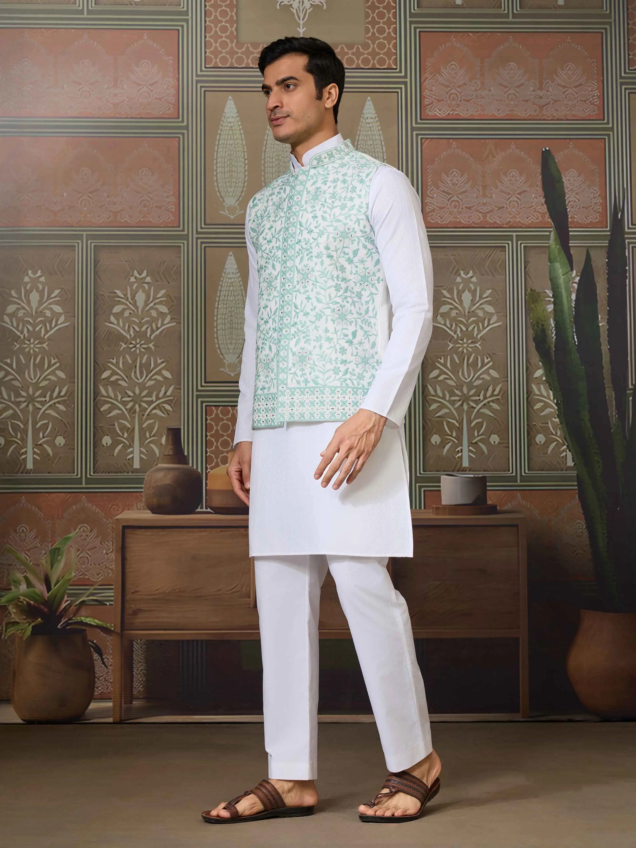 Green Silk Kurta Set With Embroidery & Mirror Work Koti - qivii