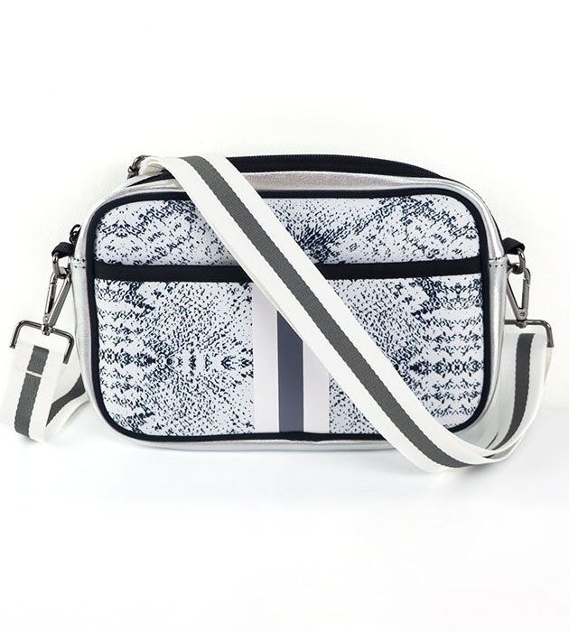 Chloe Neoprene Messenger Bag | Ounamei