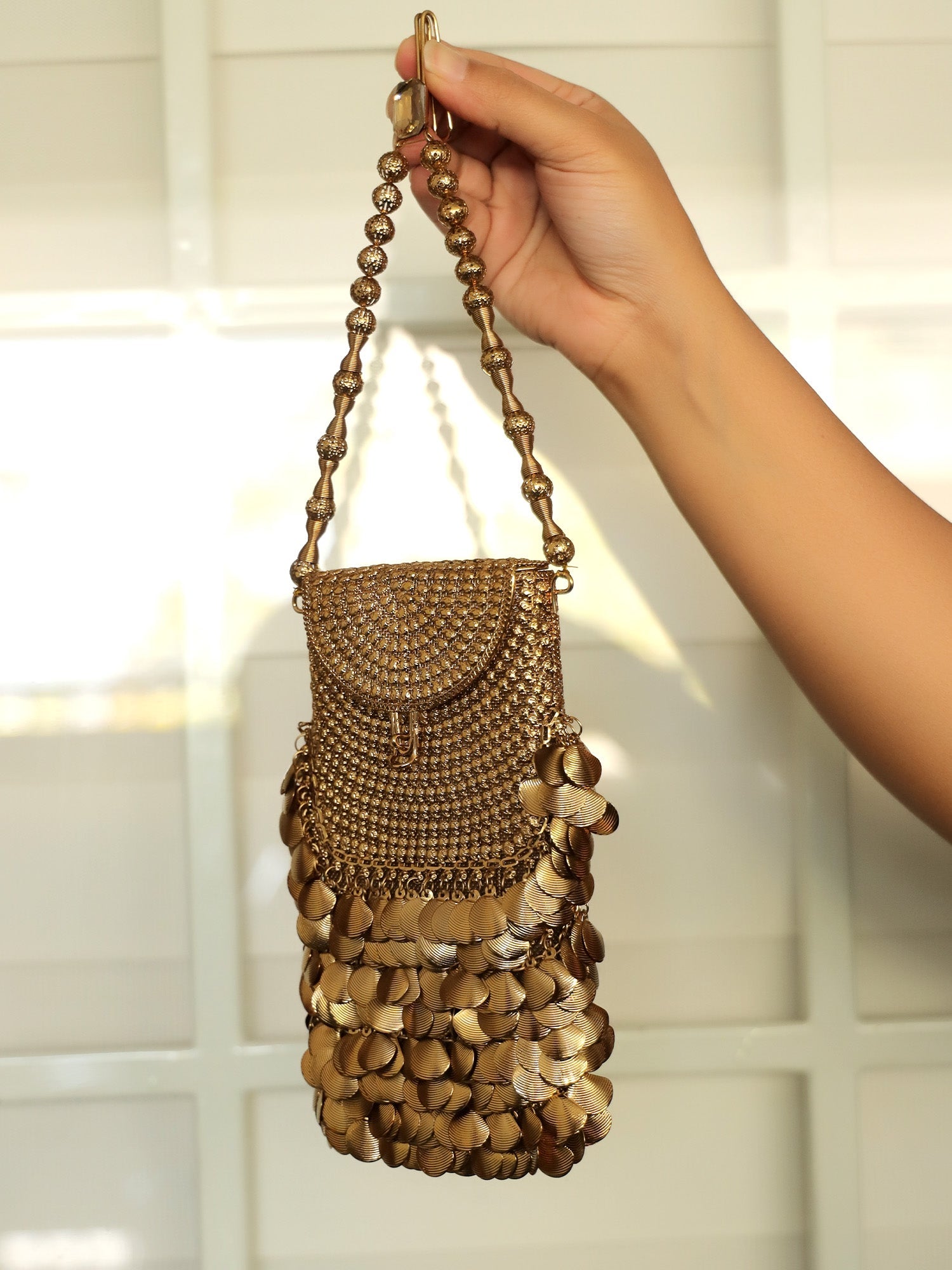 Pranlie Golden Mobile Pouch - qivii