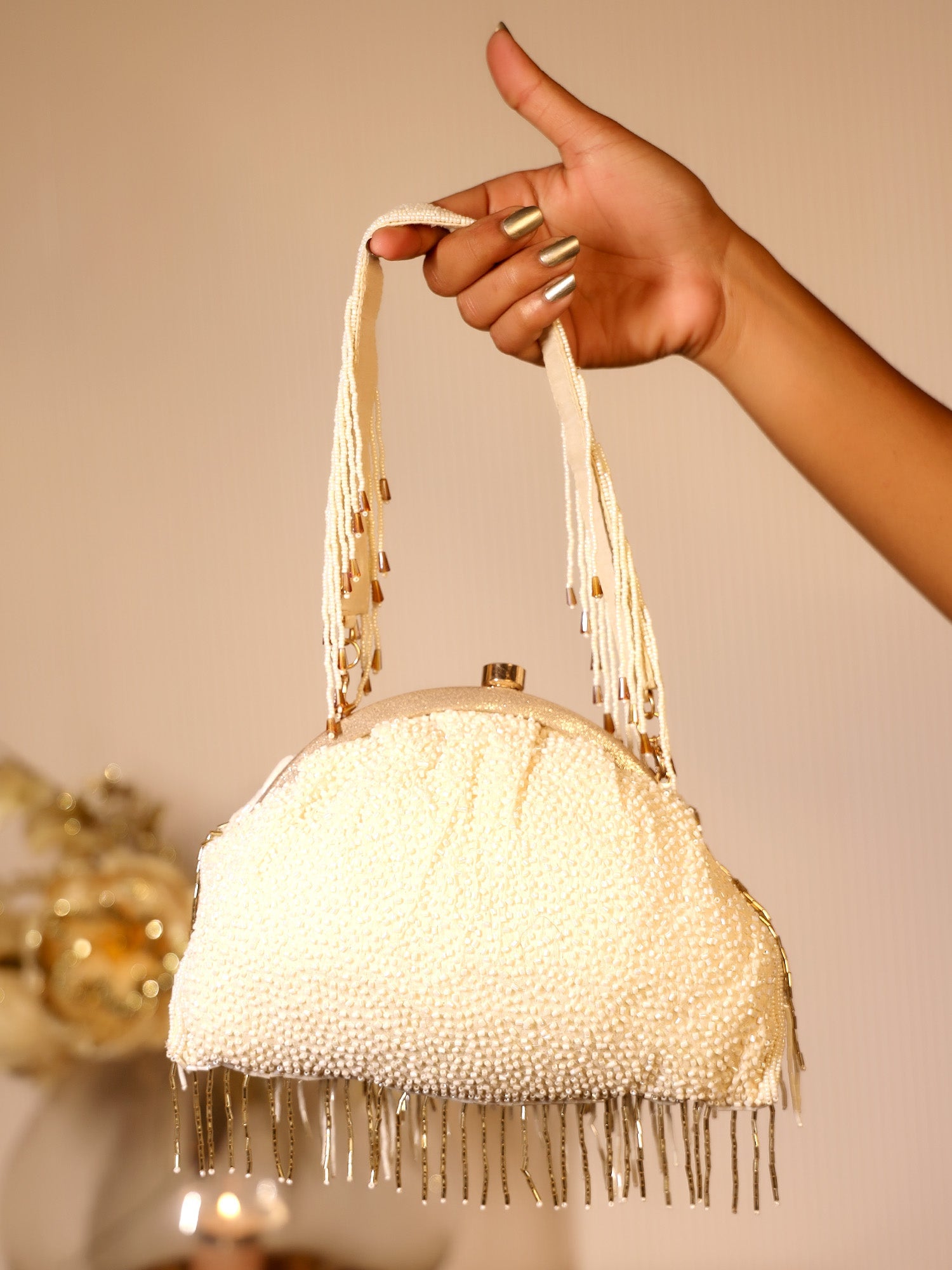 Shezana Cream Potli Bag - qivii