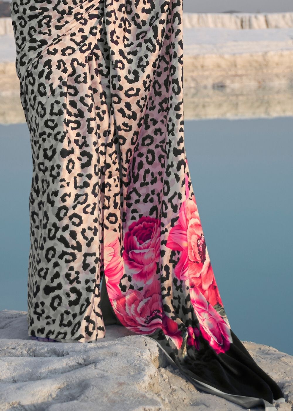 Black and White Leopard Print Crepe Silk Saree, elegant and stylish women's traditional Indian attire