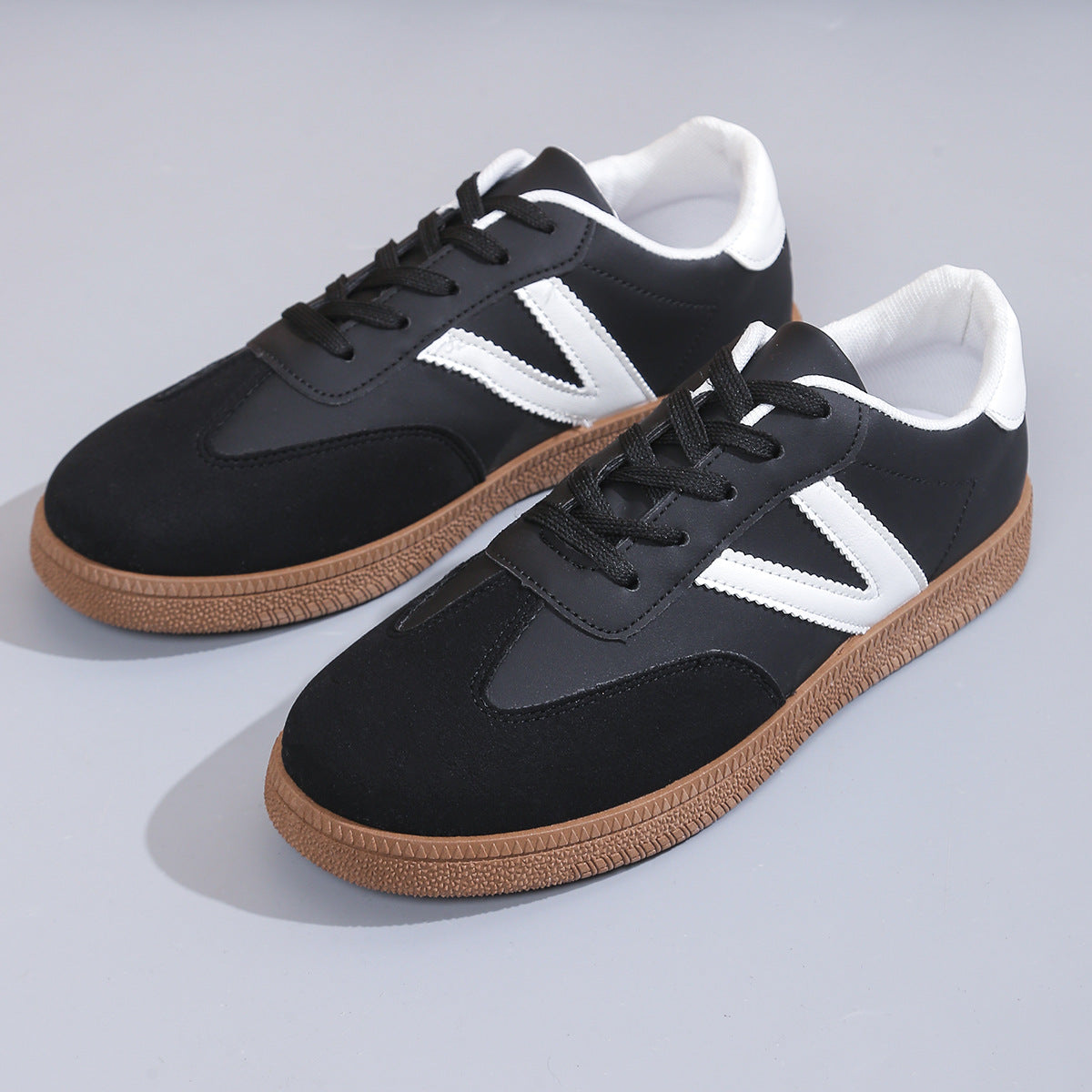 Women’s Everyday Court Color-Block Trainer Sneakers – Soft-Sole Flat Shoes (US 5–10)