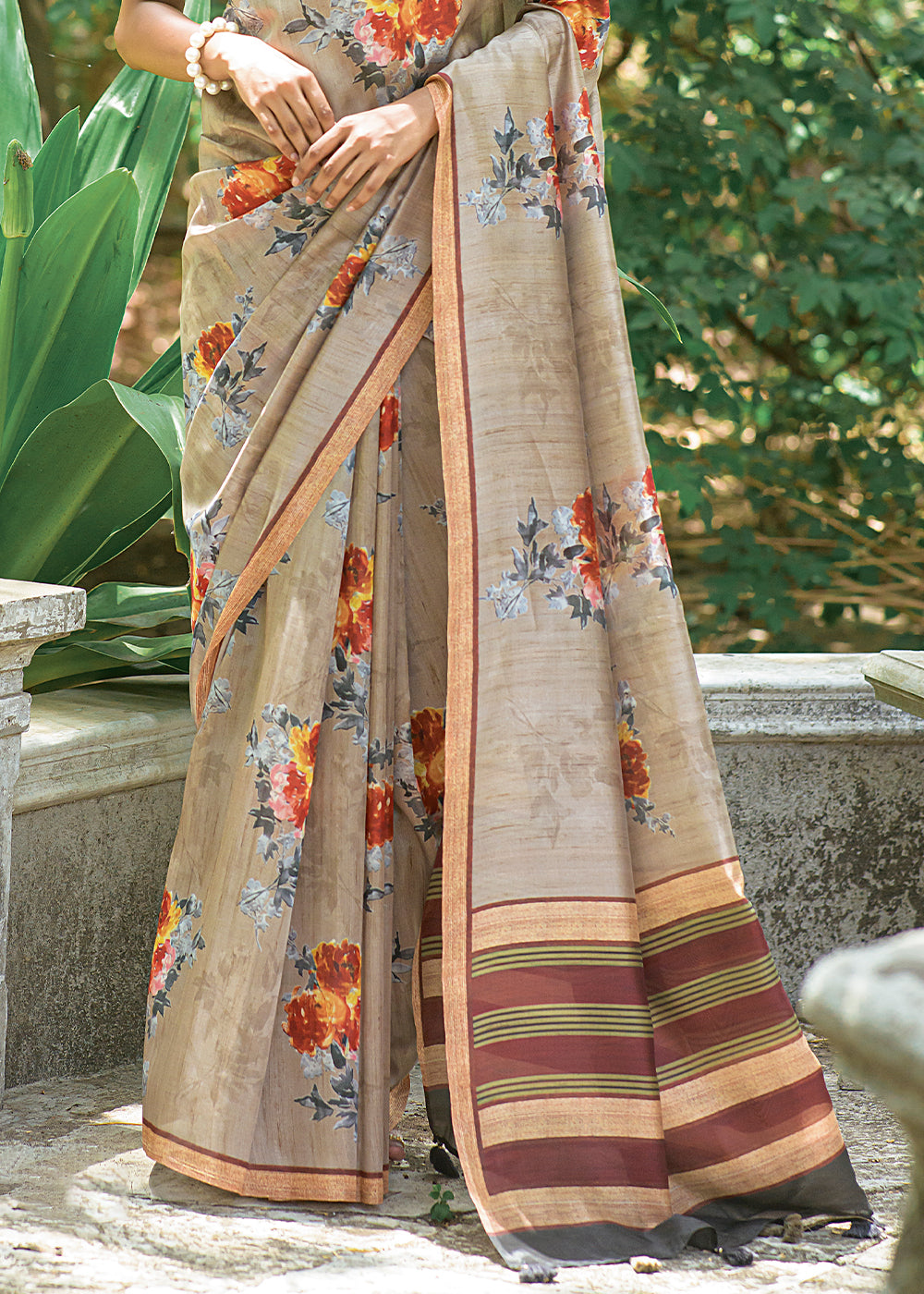 Greyish Brown Floral Printed Silk Saree - qivii