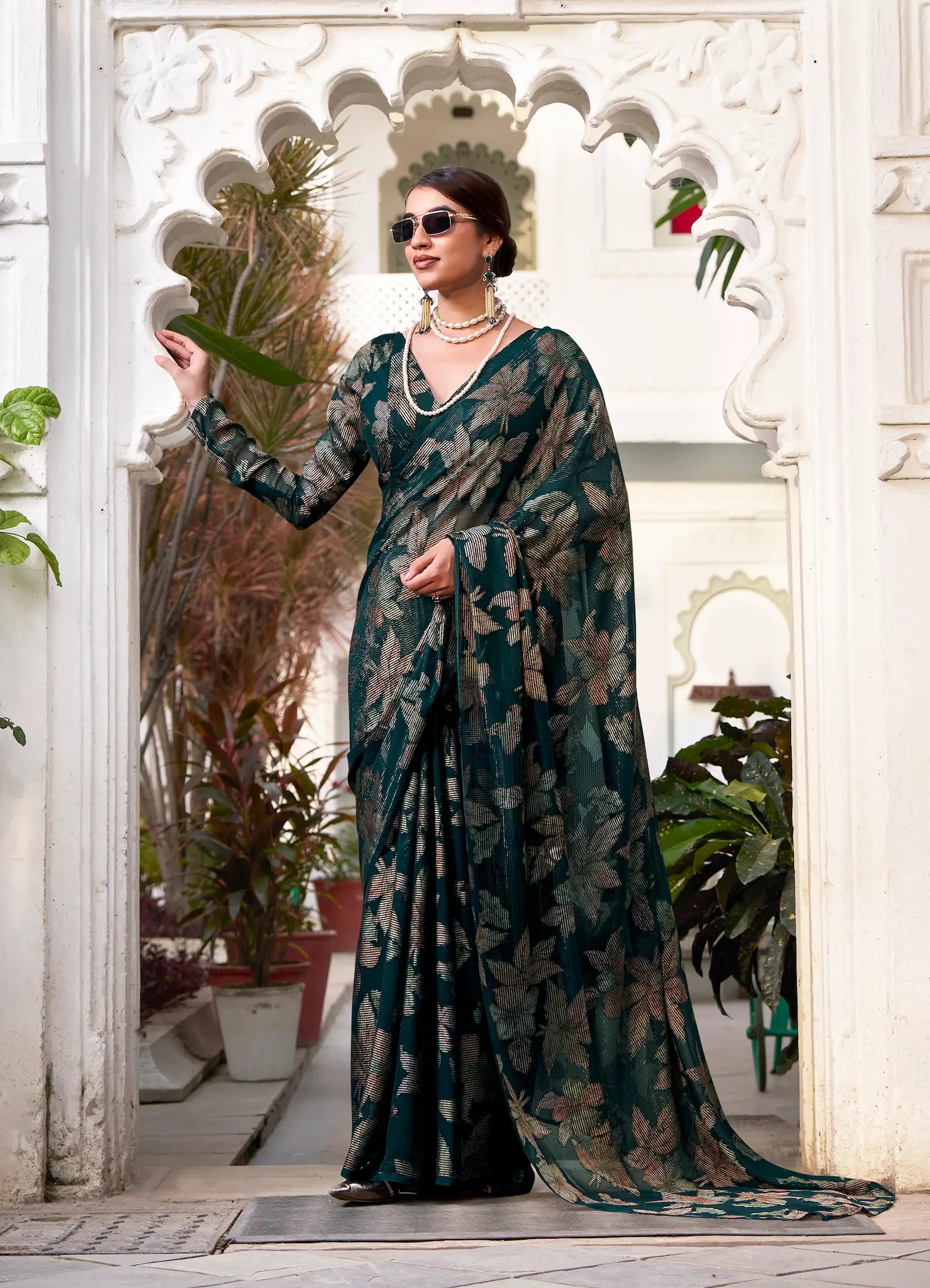 Bottle Green Floral Lurex Brasso Saree - qivii