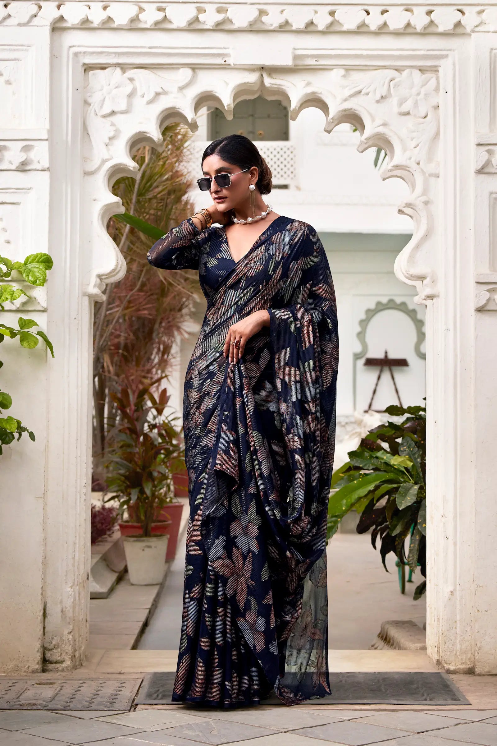 Navy Blue Floral Lurex Brasso Saree - qivii