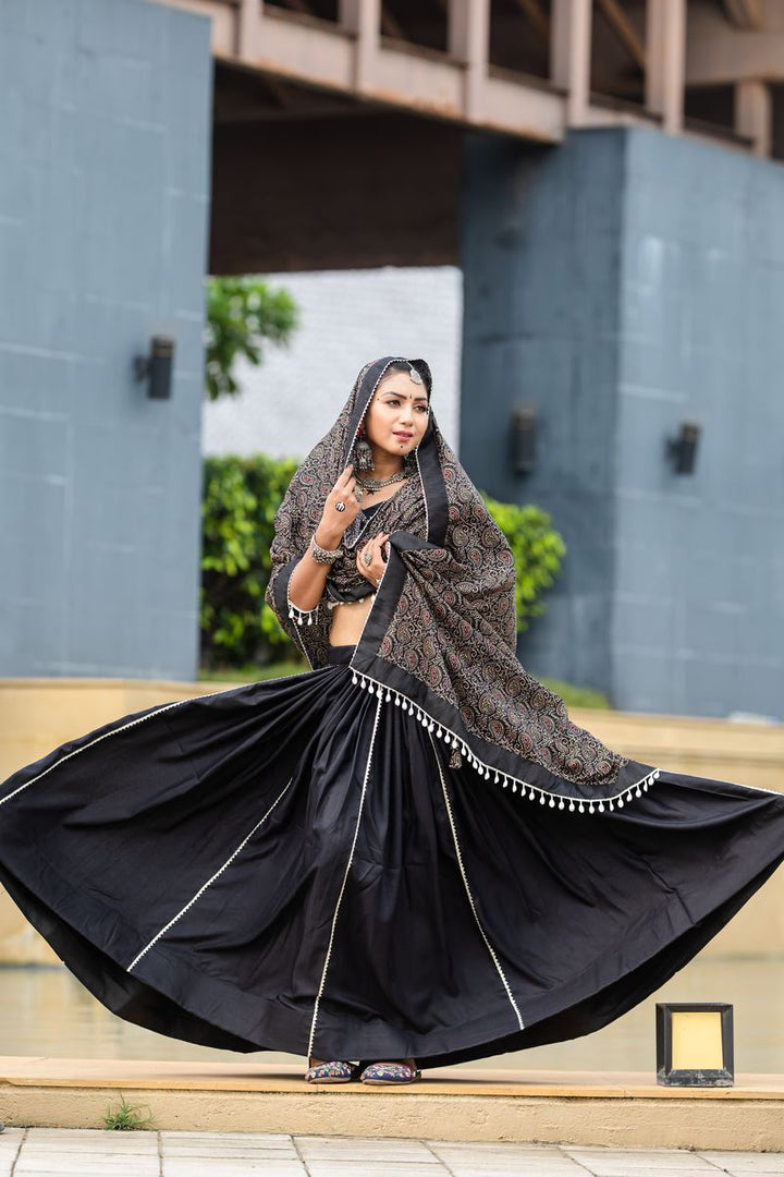 Black Color Pure Cotton Plain And Printed With gotta, Cowrie (Kodi) Work Touchup Lehenga