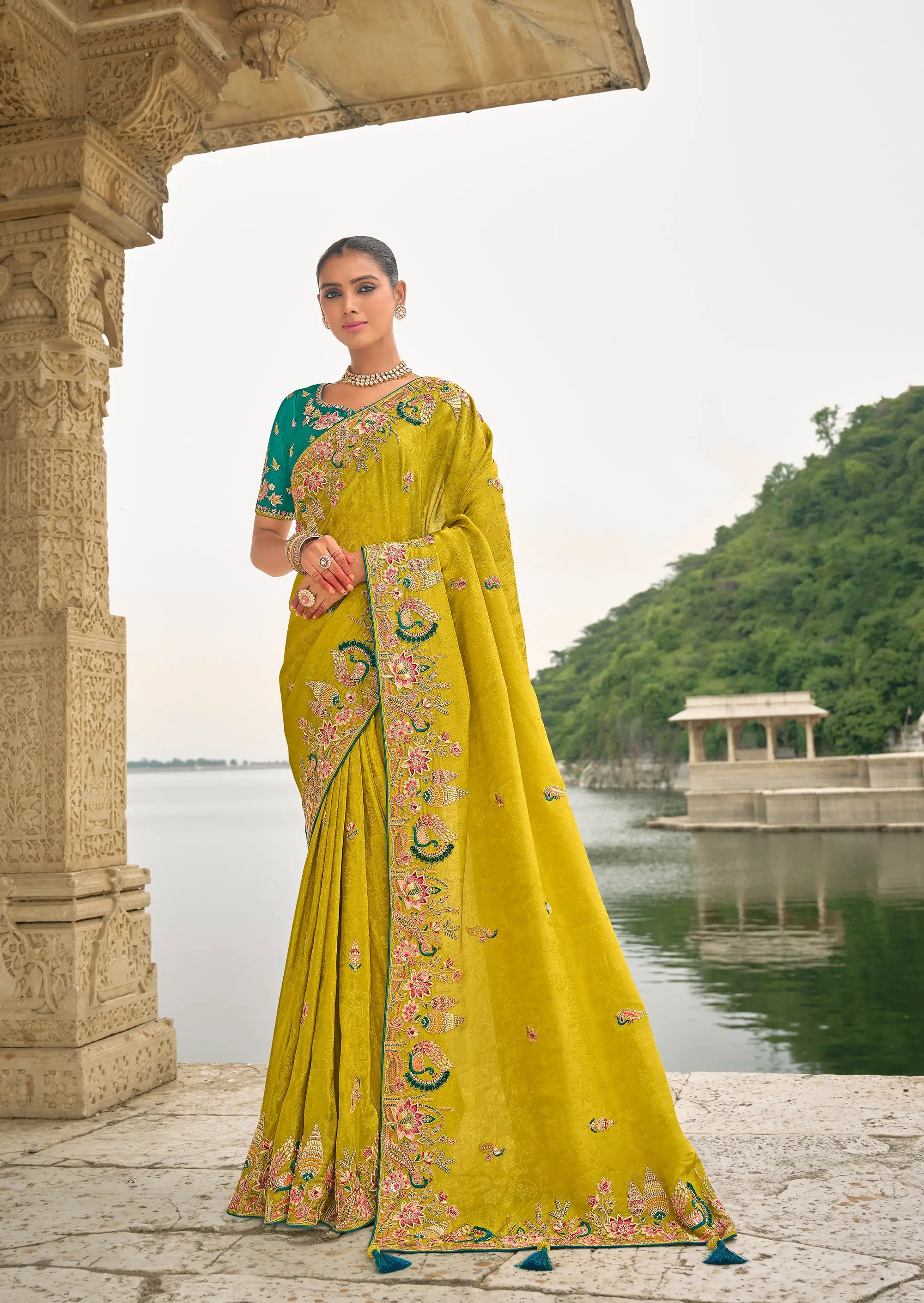 Yellow Gold Viscose Jacquard Saree With Embroidery Pearls Khatli Zari Weaving Work - qivii